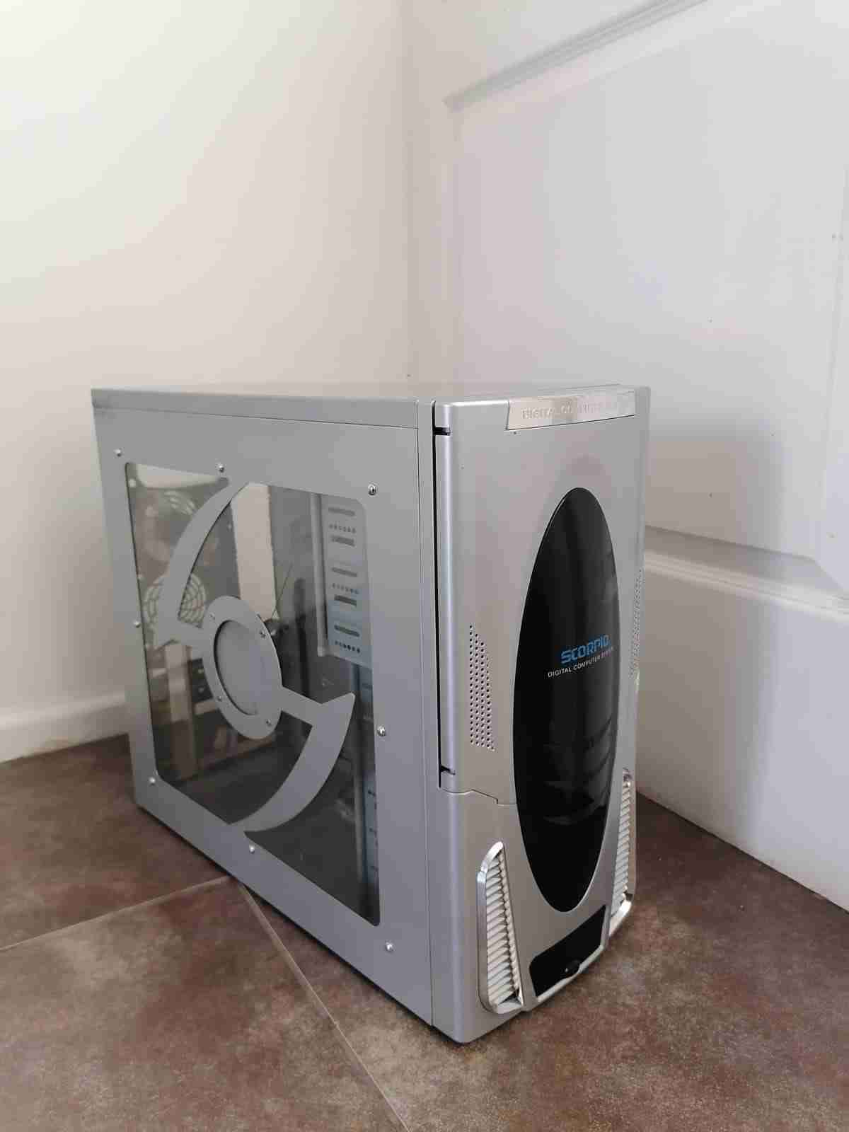 Gabinete Gamer Retro Con ventilador 90mm - miniatura 1