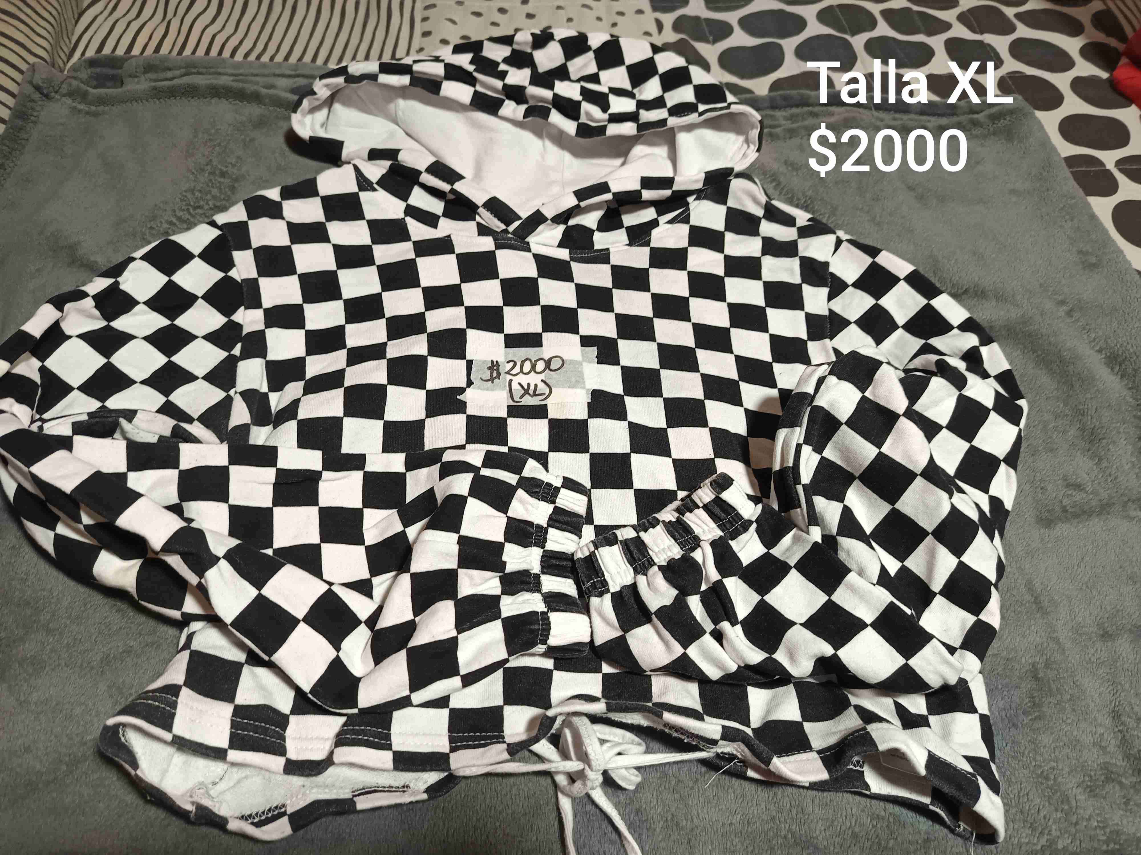 Prendas de vestir usado en buen estado - miniatura 5