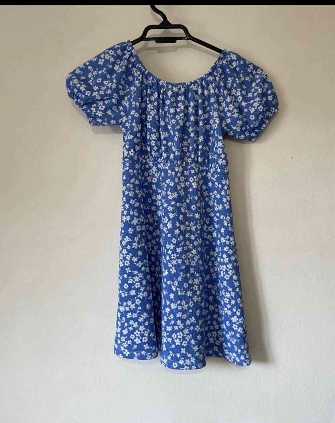 Vestido azul floral - miniatura 1