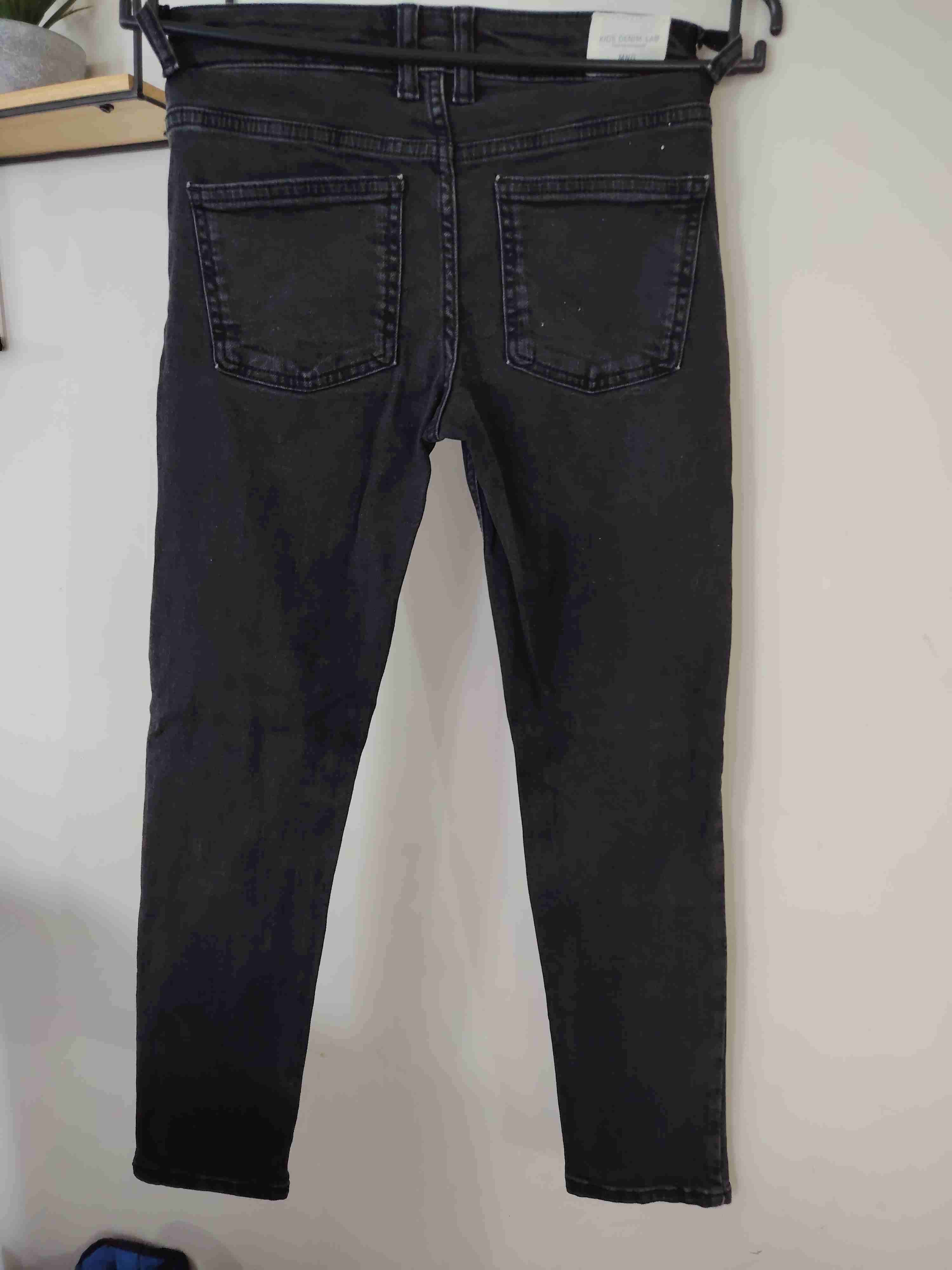 Jeans negros ajustados - 1