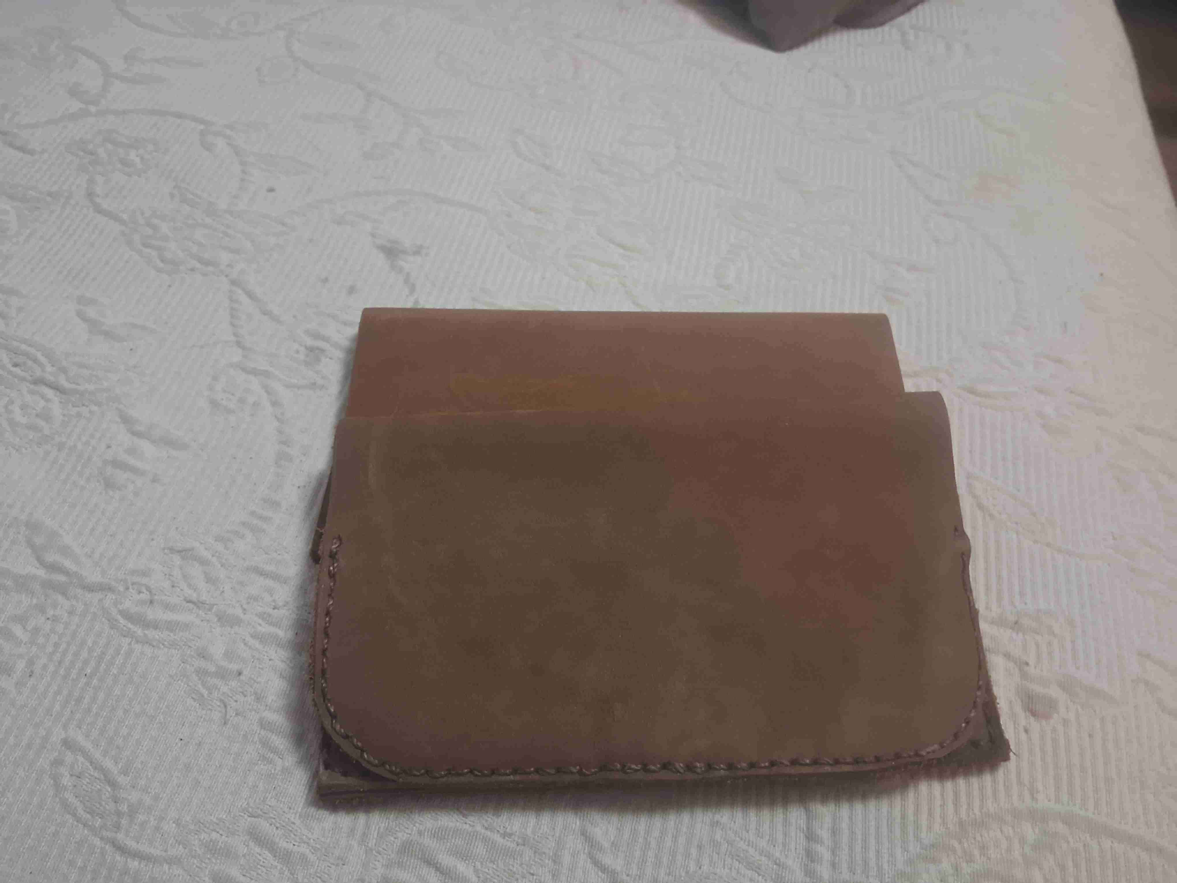 Tabaquera de cuero - miniatura 1