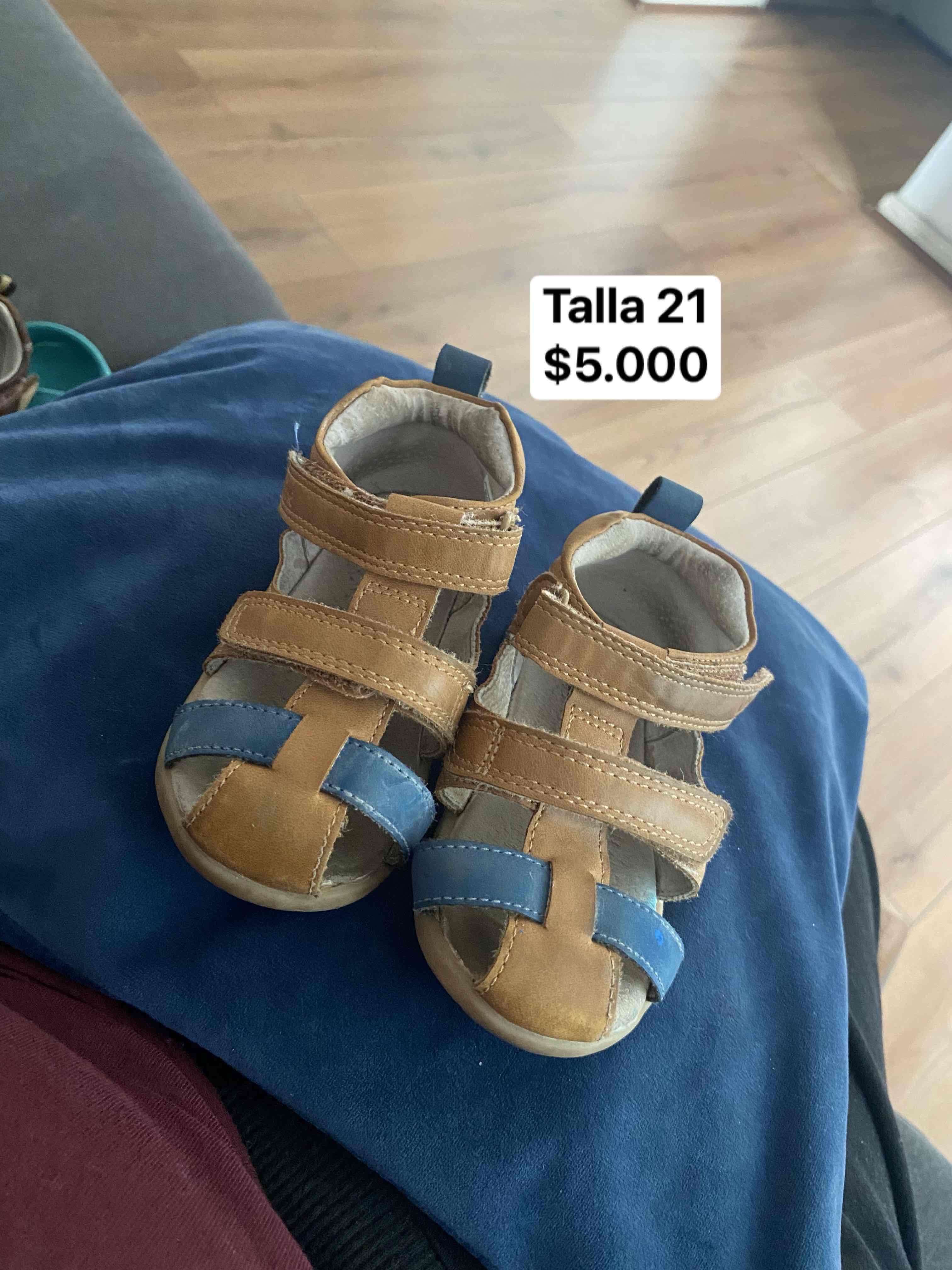 Lote de Zapatillas infantiles - miniatura 2