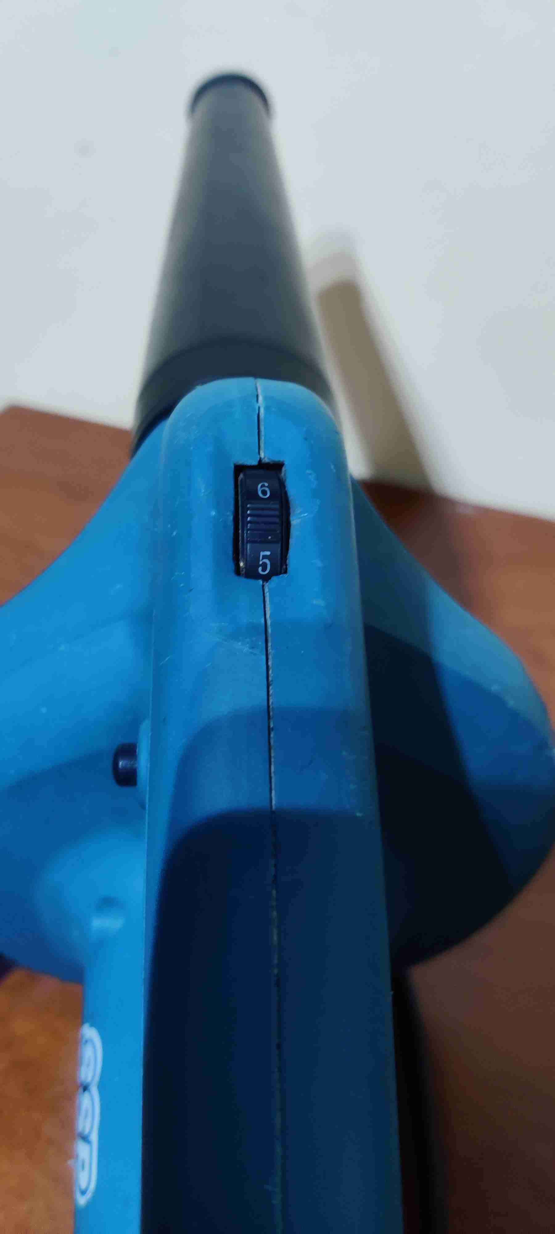 Soplador eléctrico Makita azul - 5