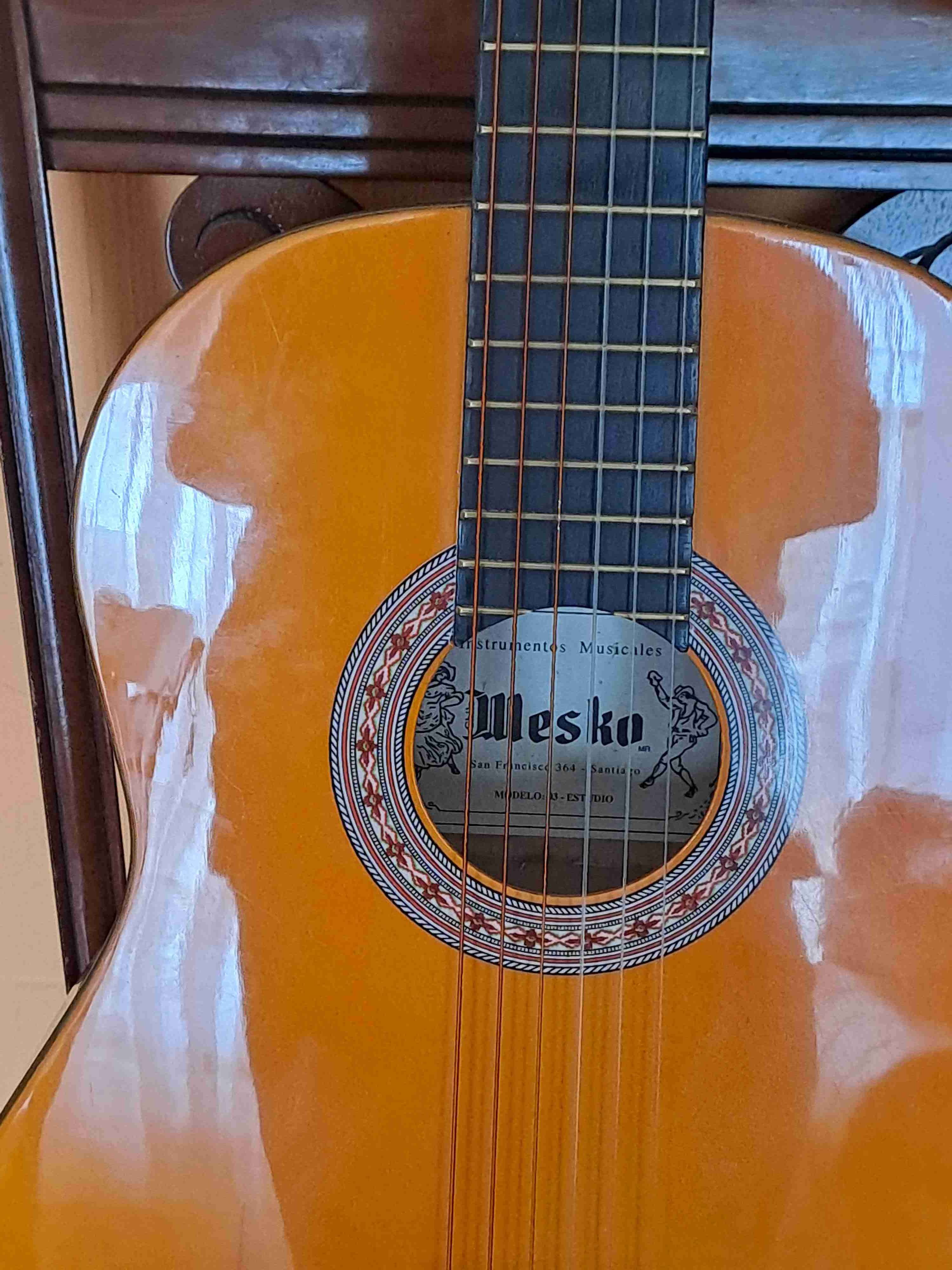 Guitarra acústica clásica mesko - miniatura 4