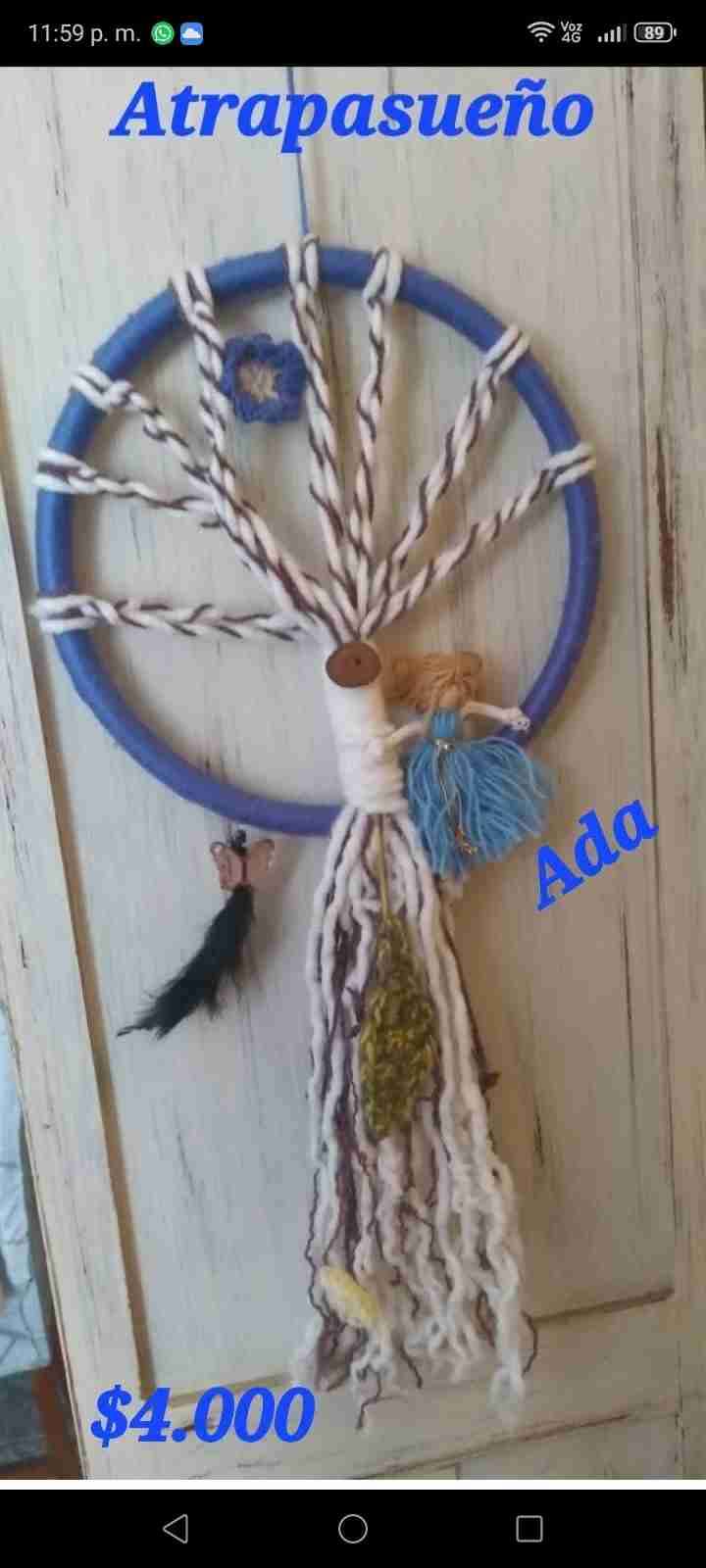 Atrapasueños artesanal colorido
