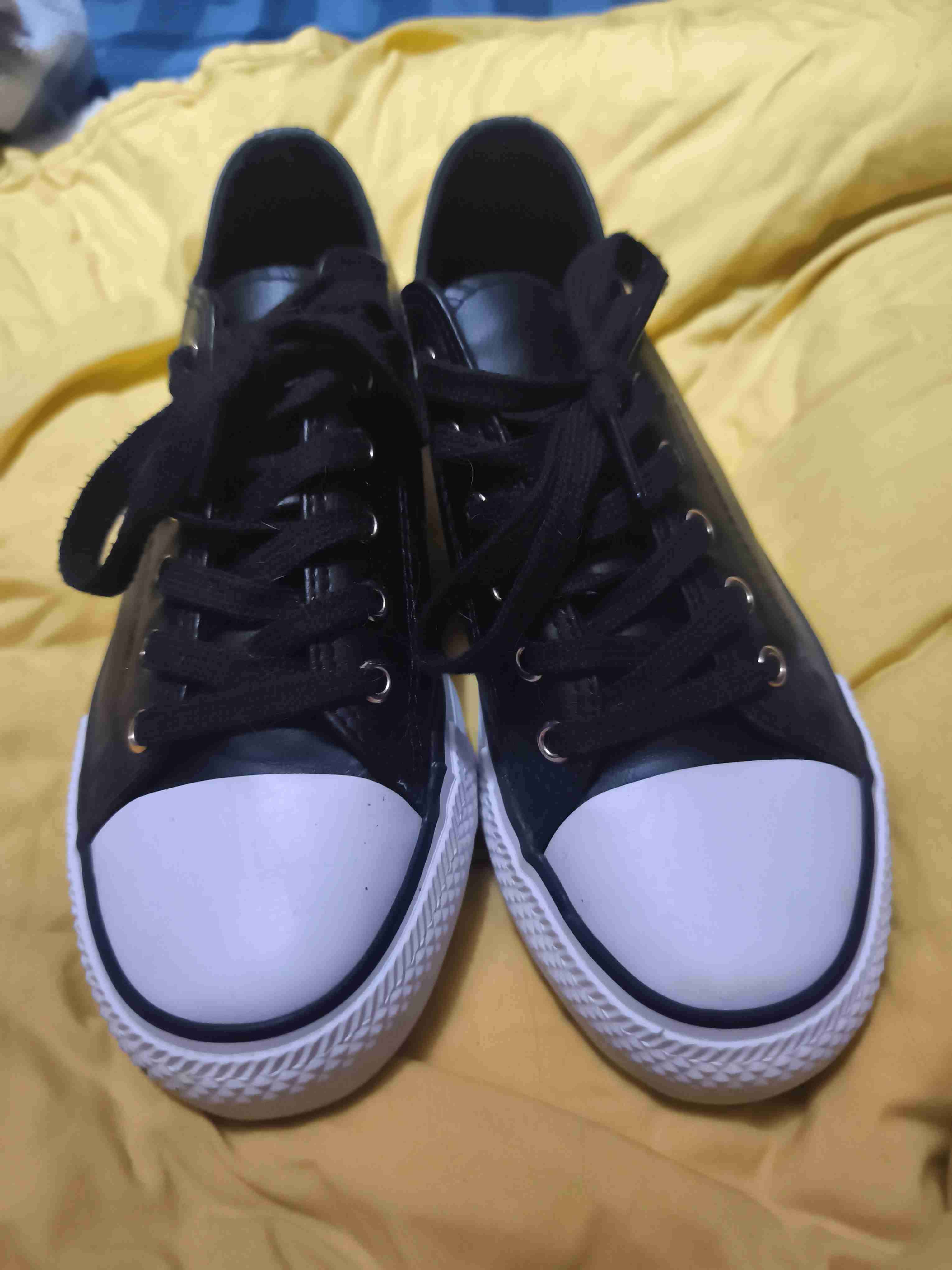 Zapatillas negras clásicas - miniatura 1