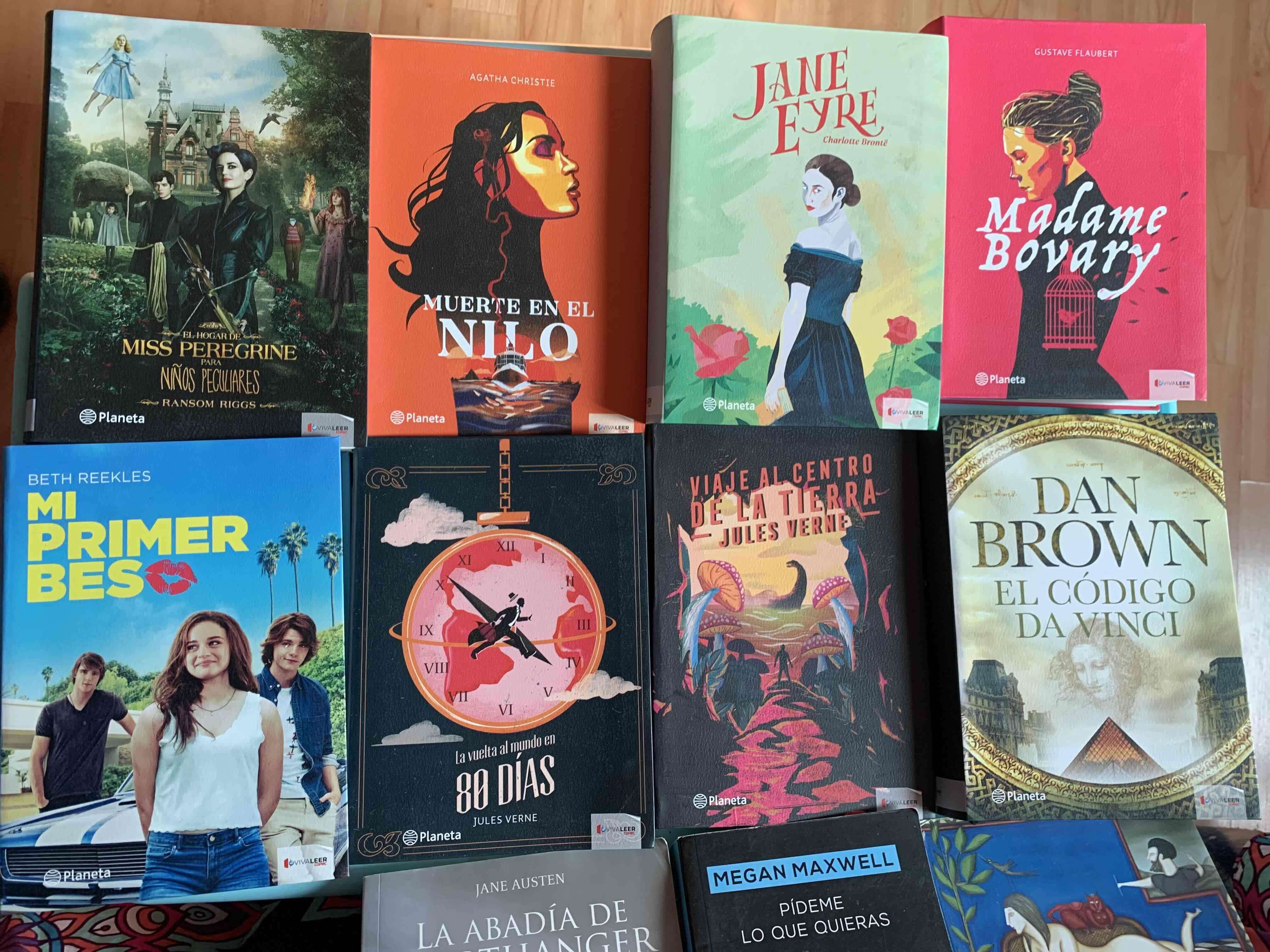 Lote de libros variados - miniatura 1