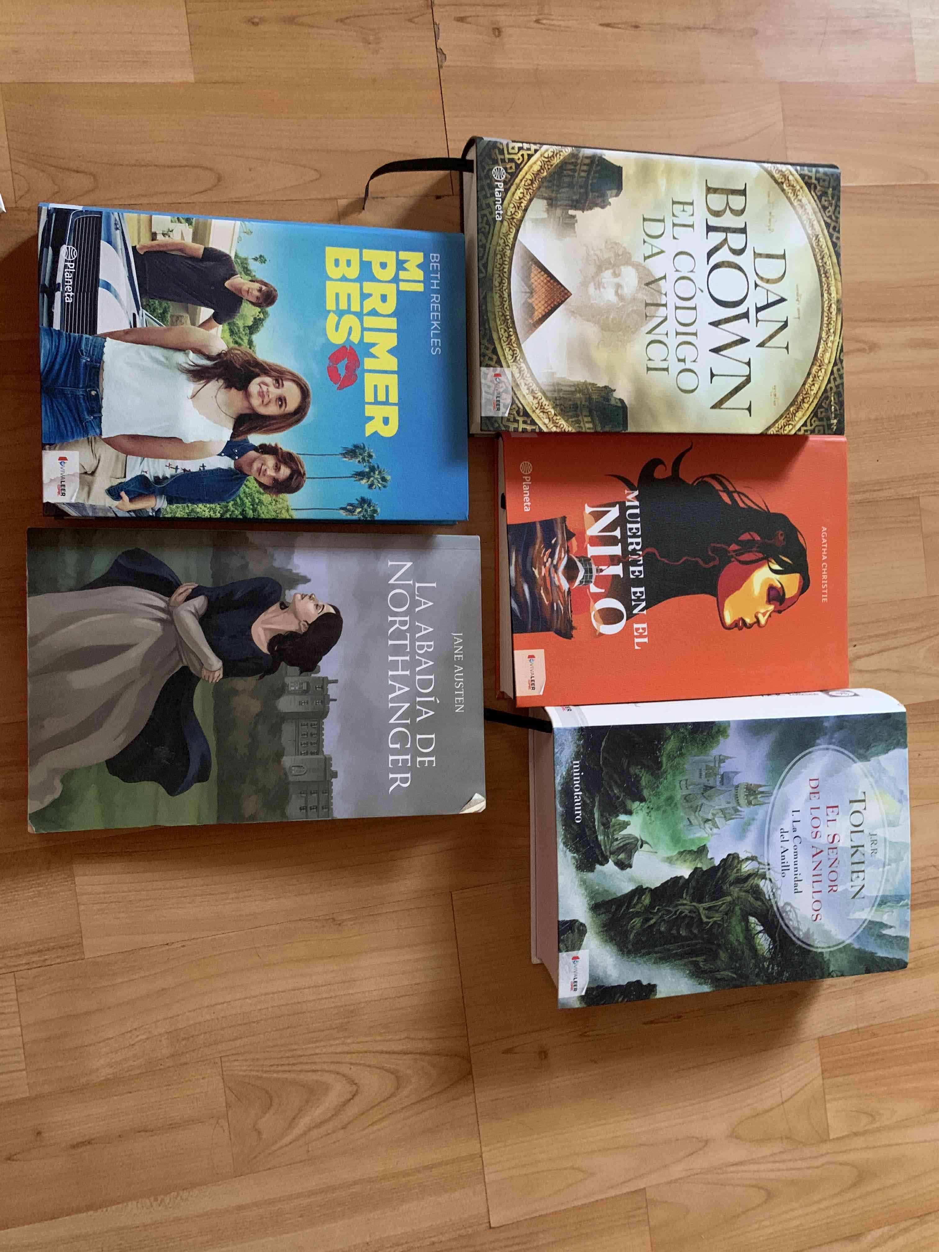 Lote de libros variados - miniatura 2