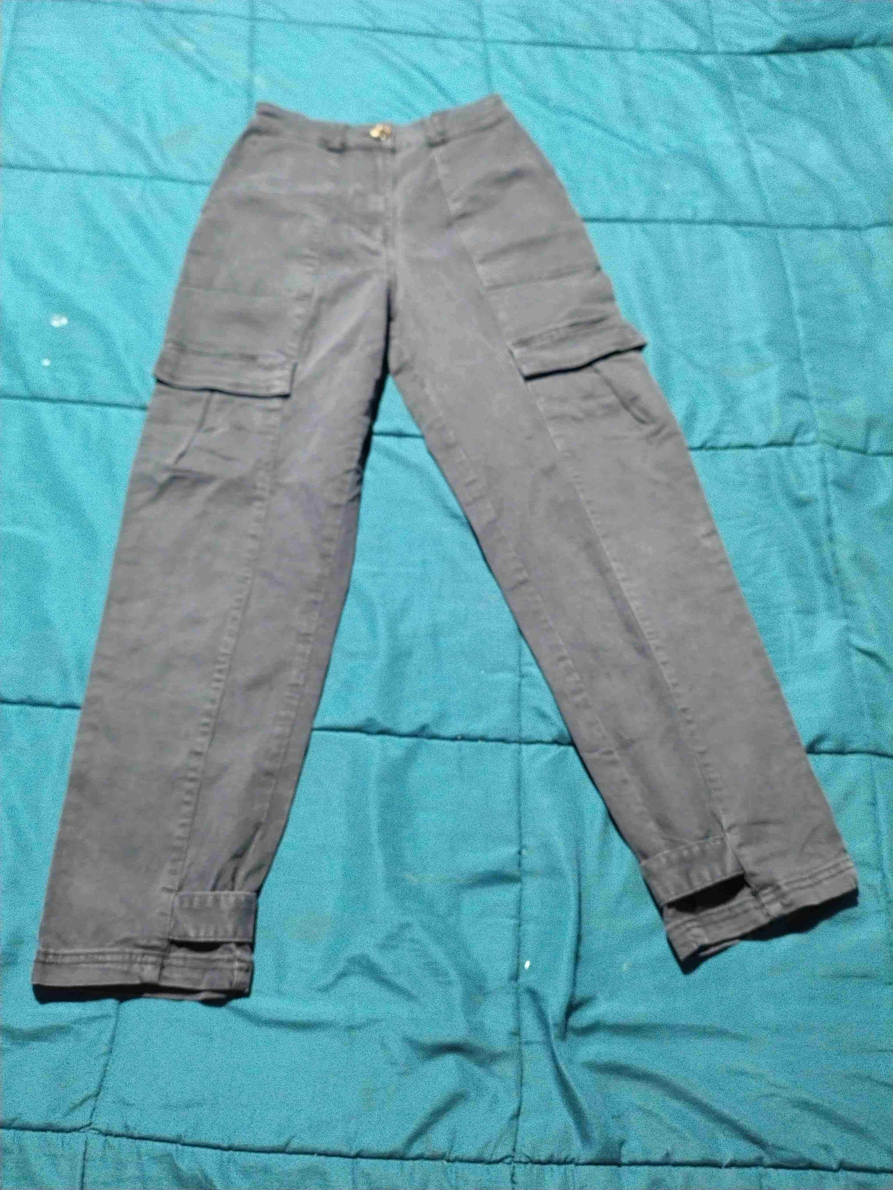 Pantalones cargo gris oscuros - miniatura 1