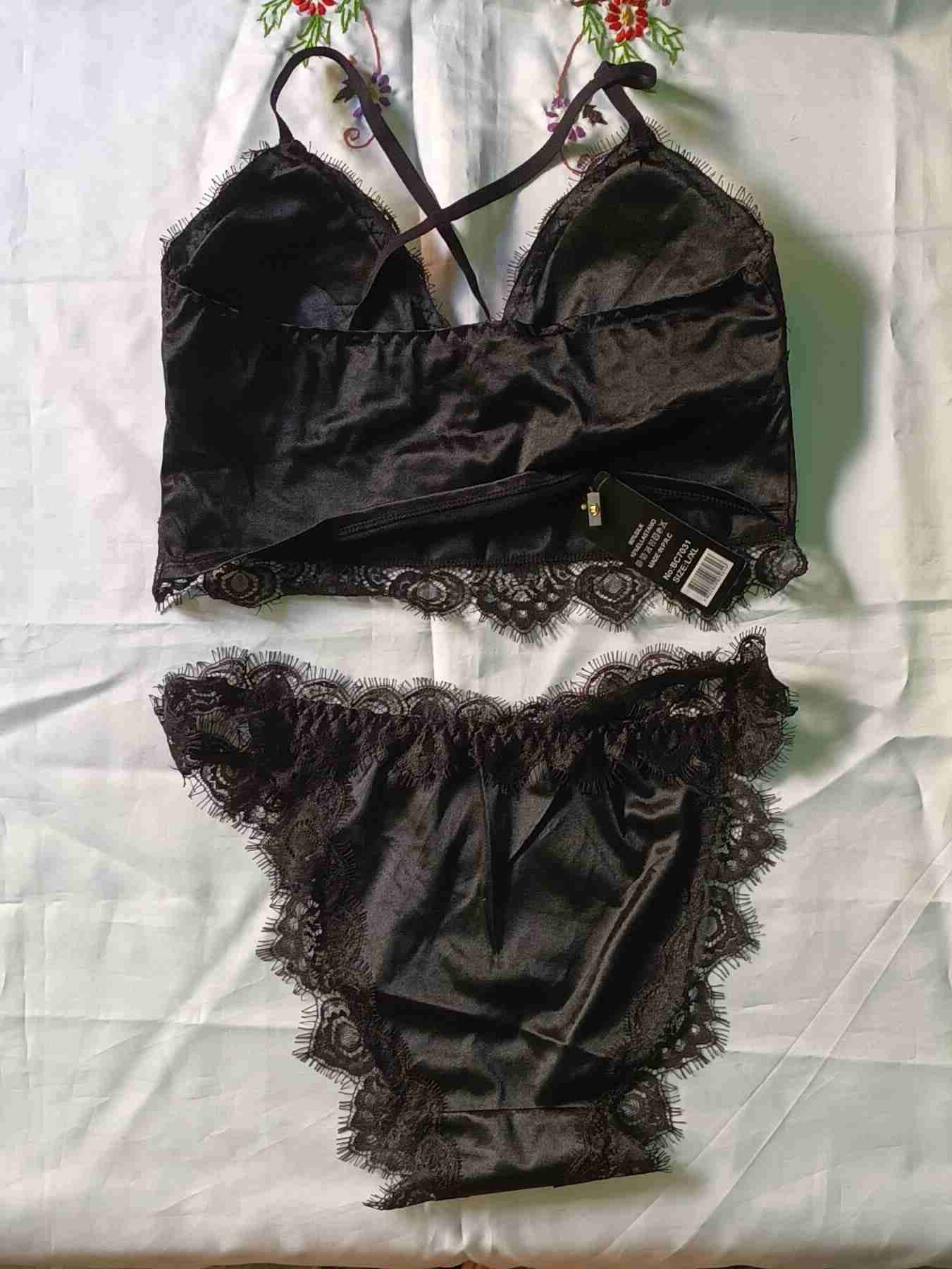 Conjunto lencería negra con encaje - 2