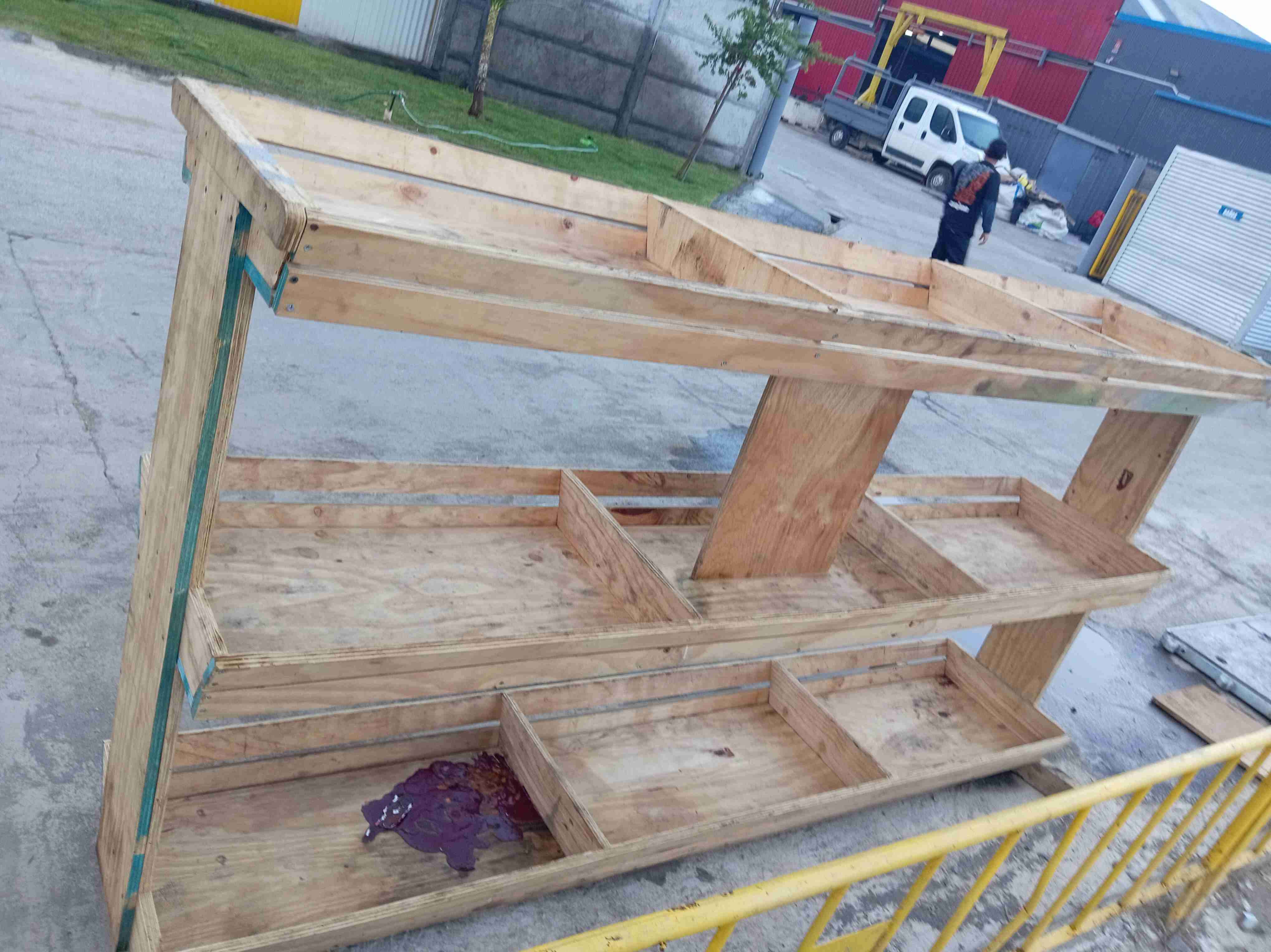 Frutera de madera rústica - miniatura 1