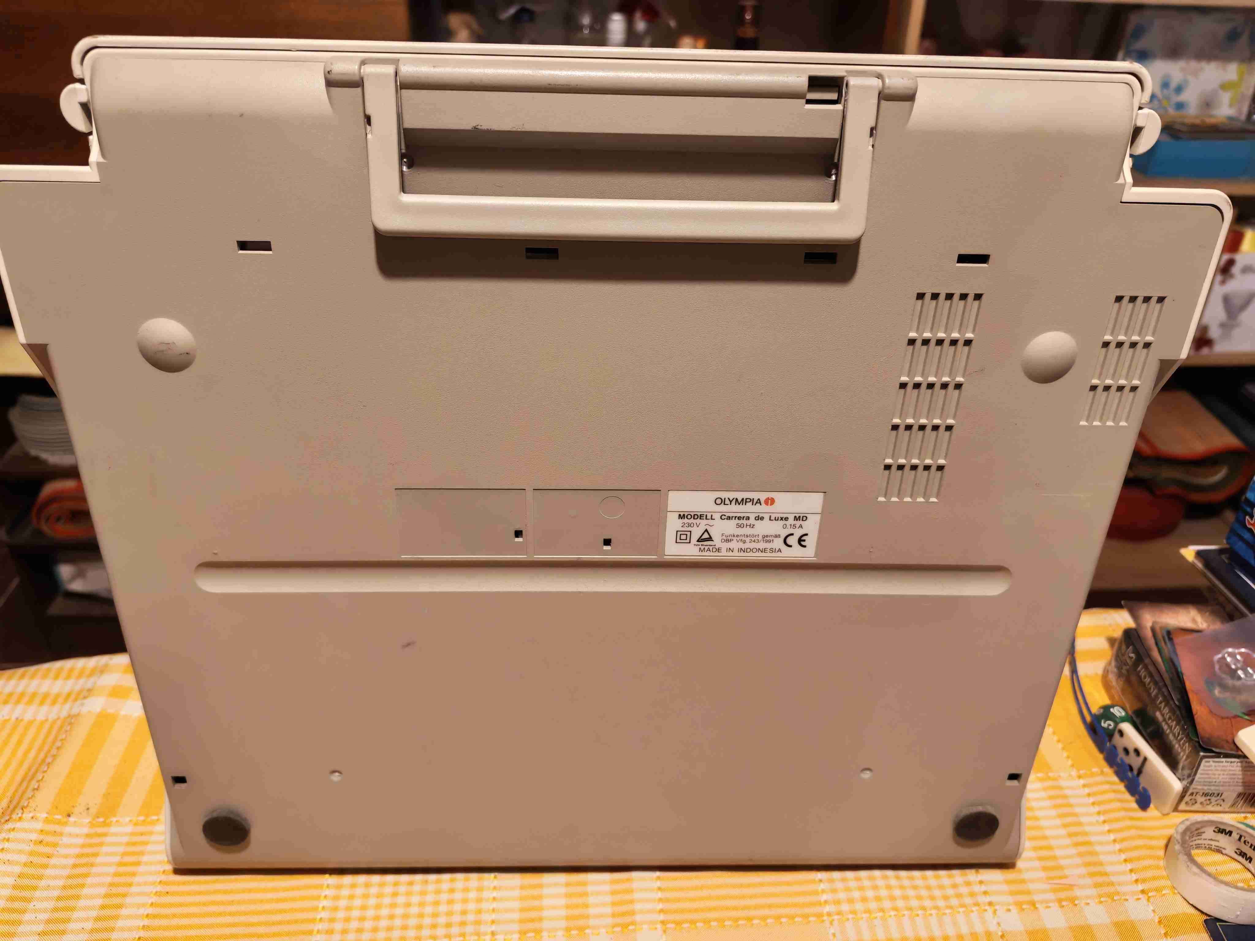 Máquina de escribir Olympia Carrera - 2
