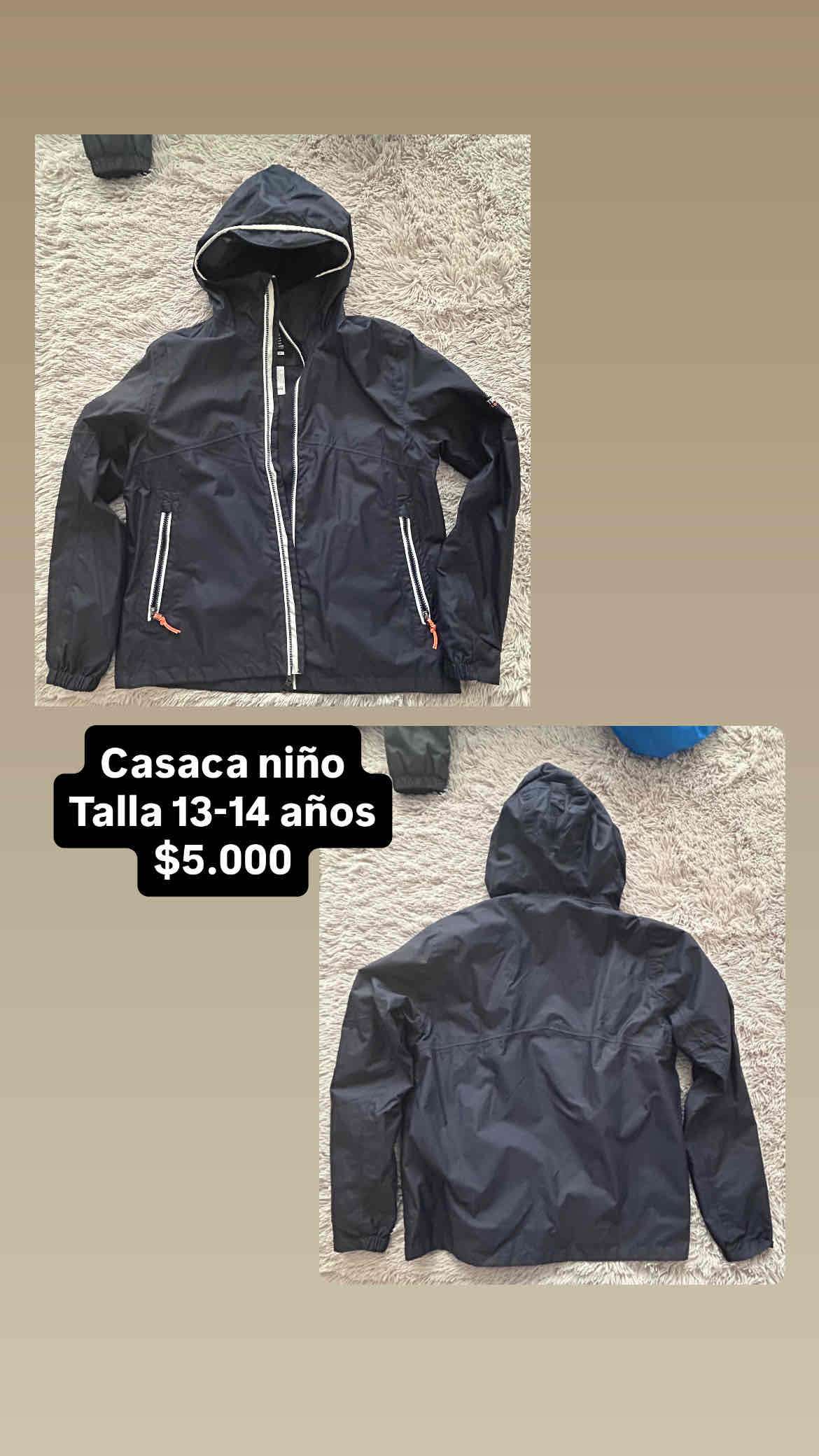 Casaca impermeable para niño