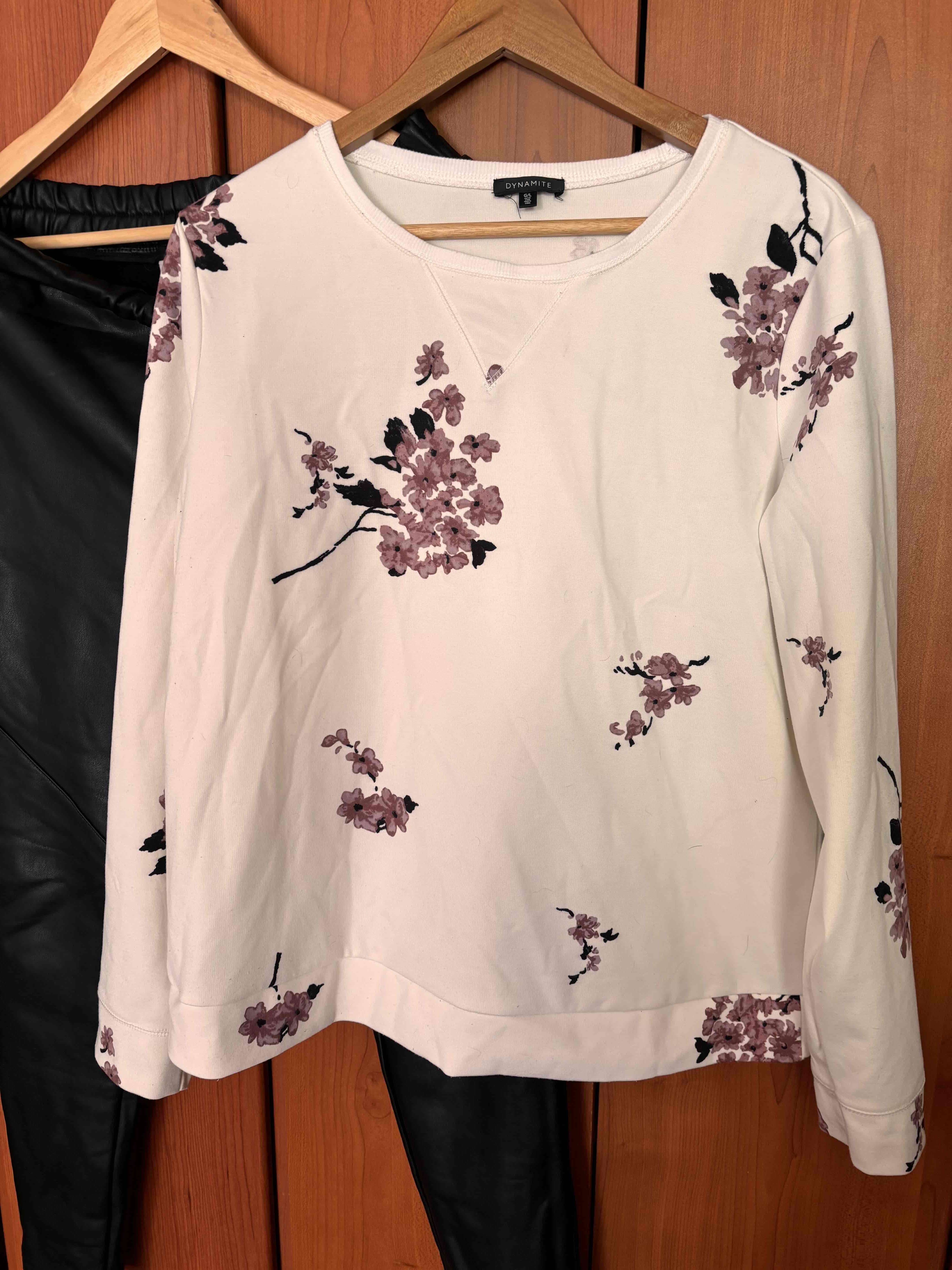 Poleron blanco con flores rosas - miniatura 1