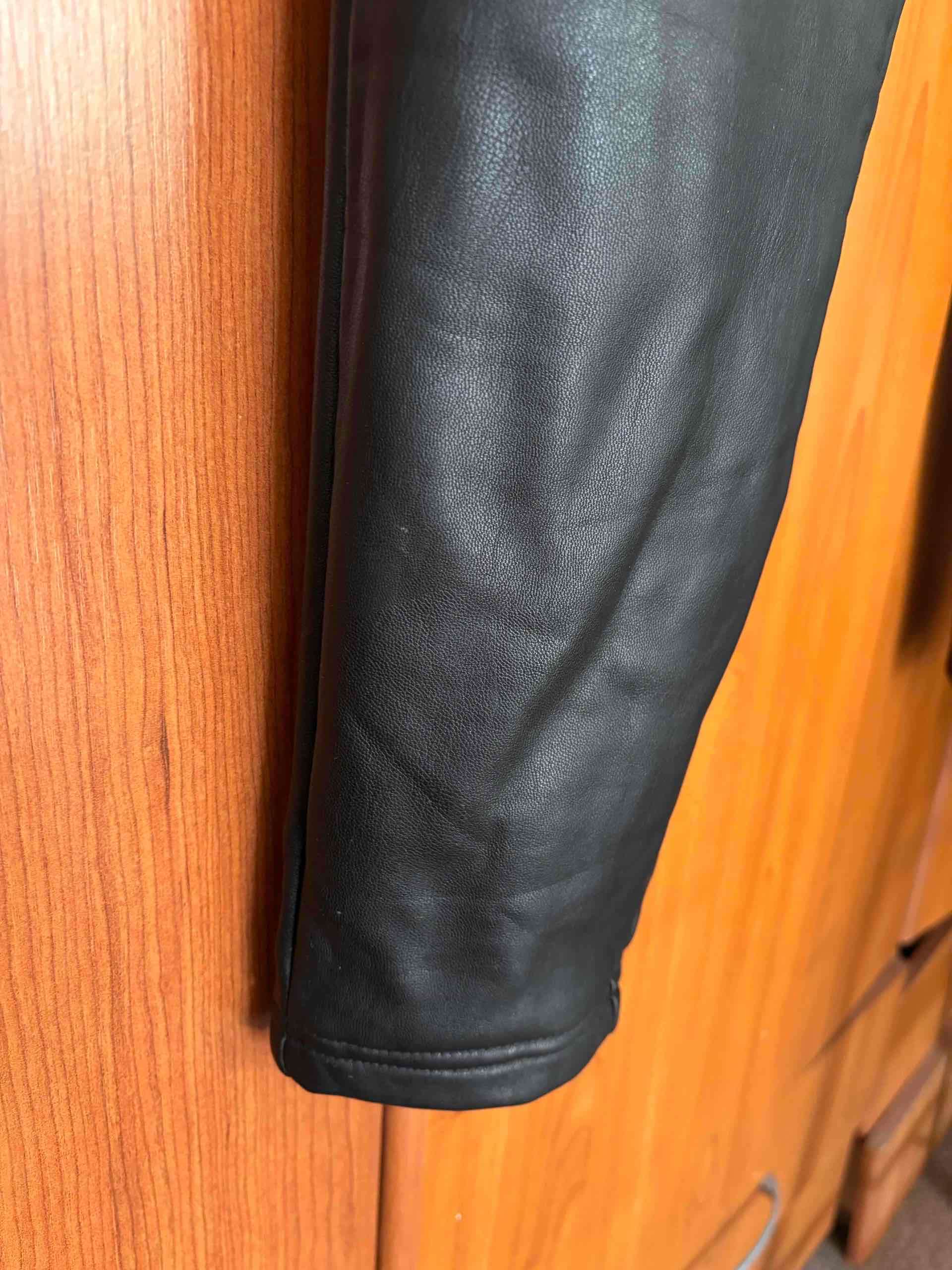 Pantalones negros de cuero sintético - miniatura 3