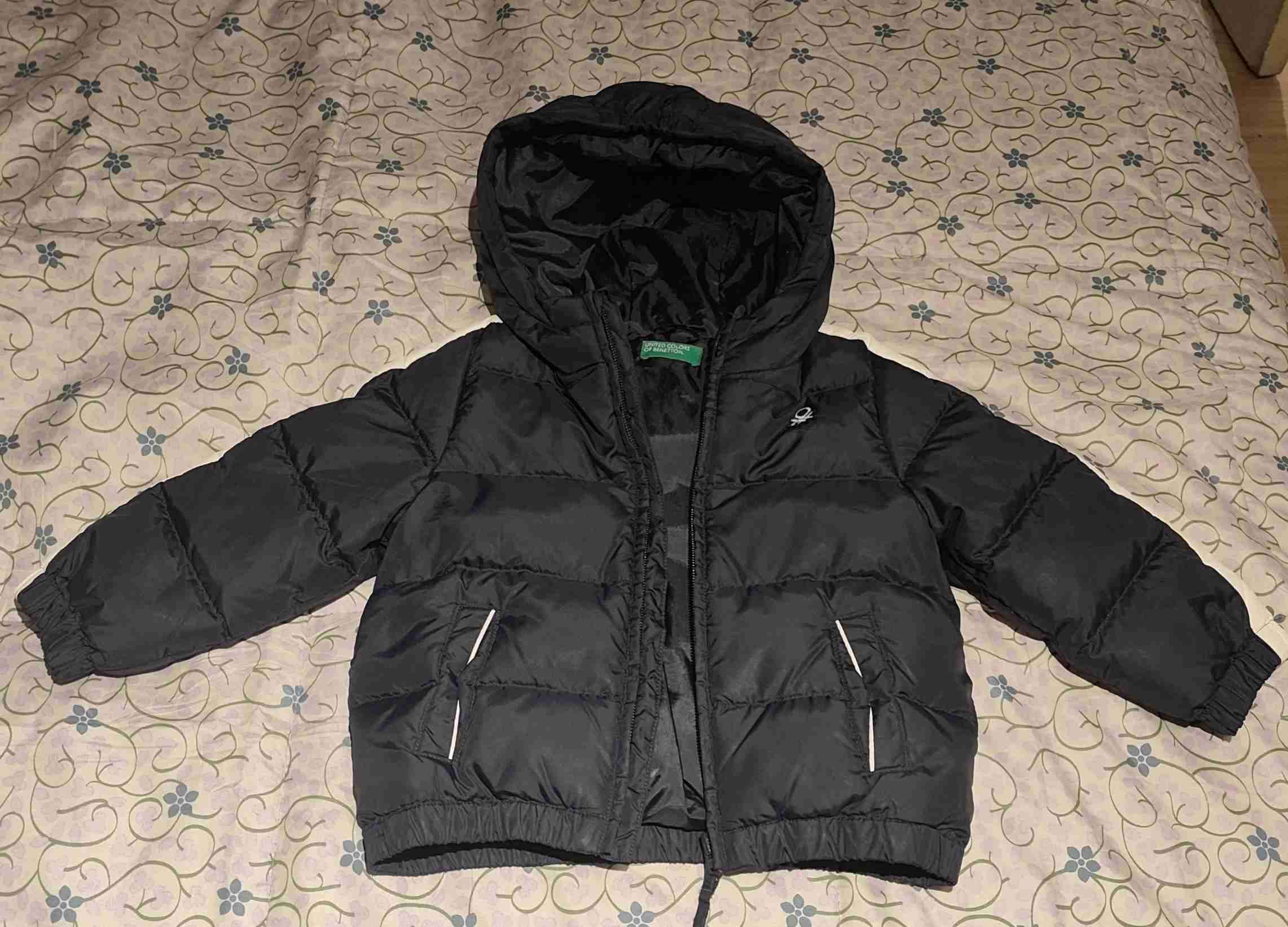 Chaqueta de pluma negra infantil Benetton - miniatura 1