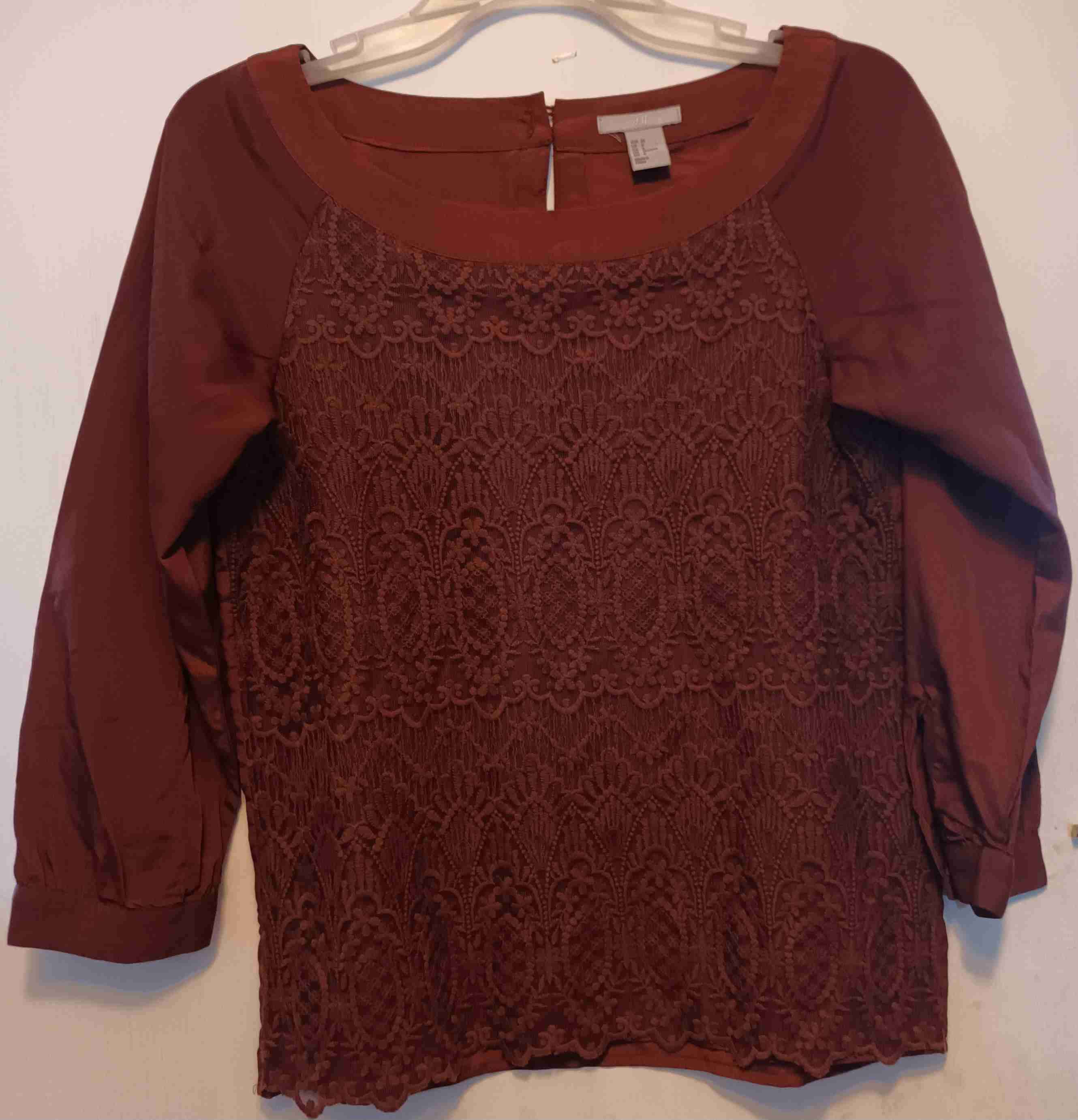 Blusa amarilla con detalles plisados - miniatura 2