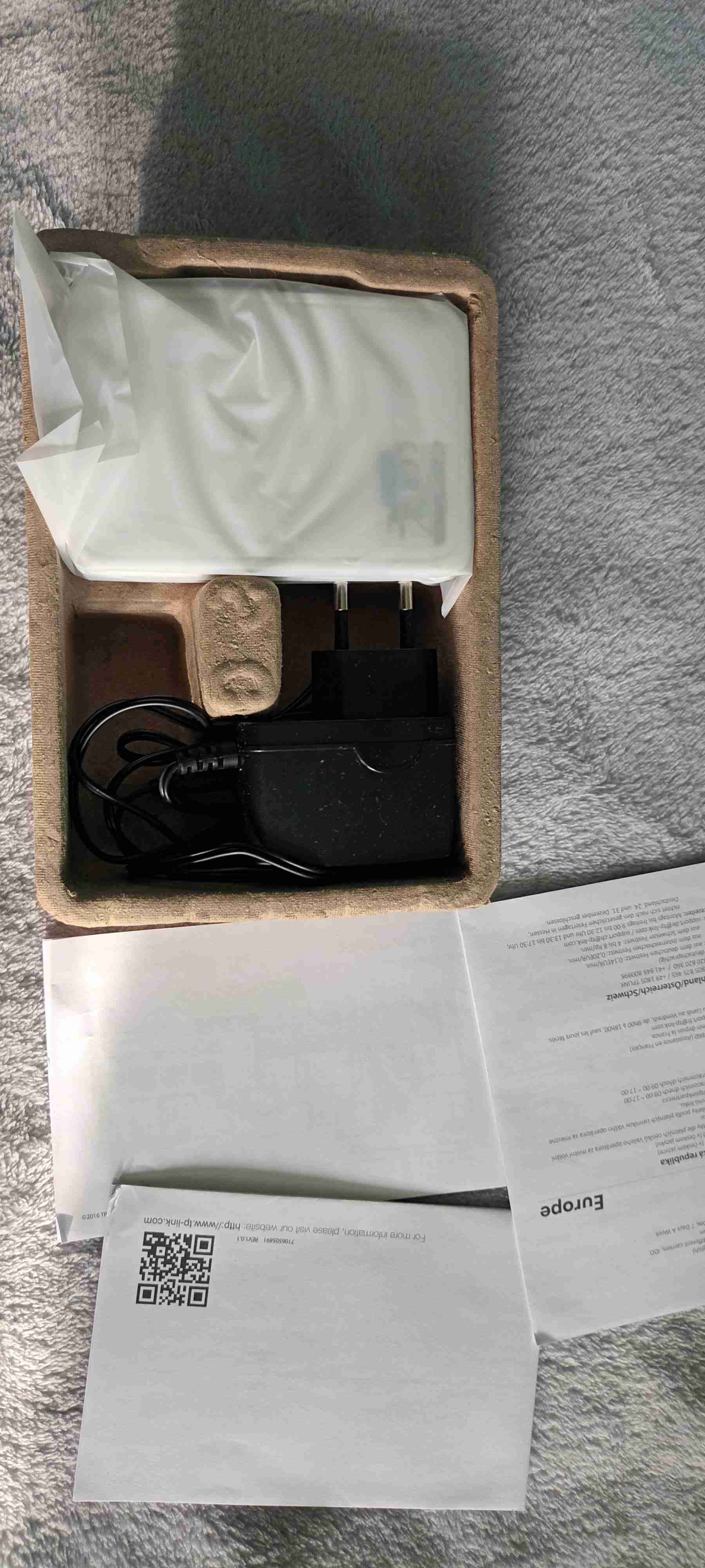 Switch TP-Link 5 puertos 10/100Mbps - miniatura 3