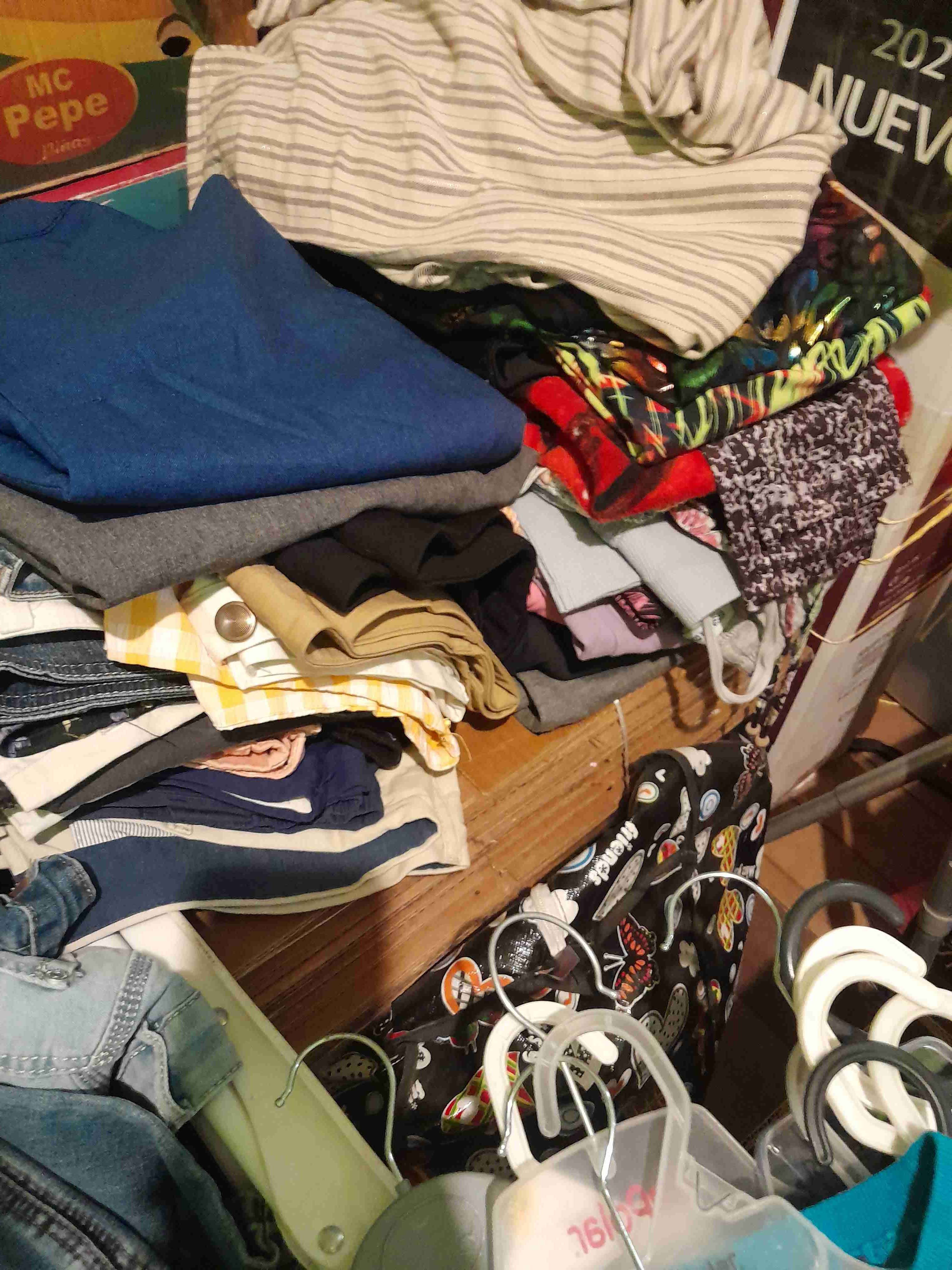 Lote de ropa variada mixto - miniatura 3