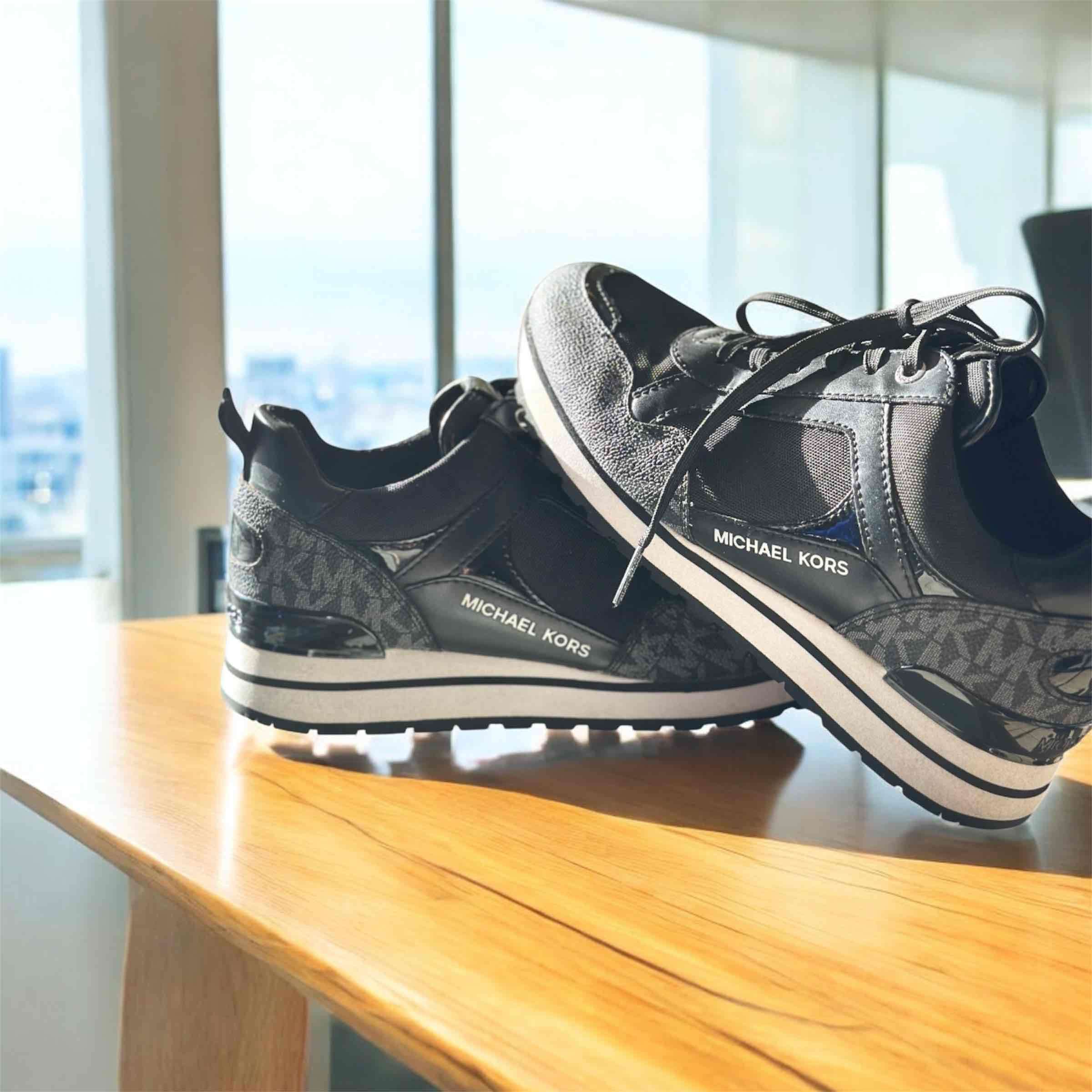 Zapatillas Michael Kors negras - miniatura 1