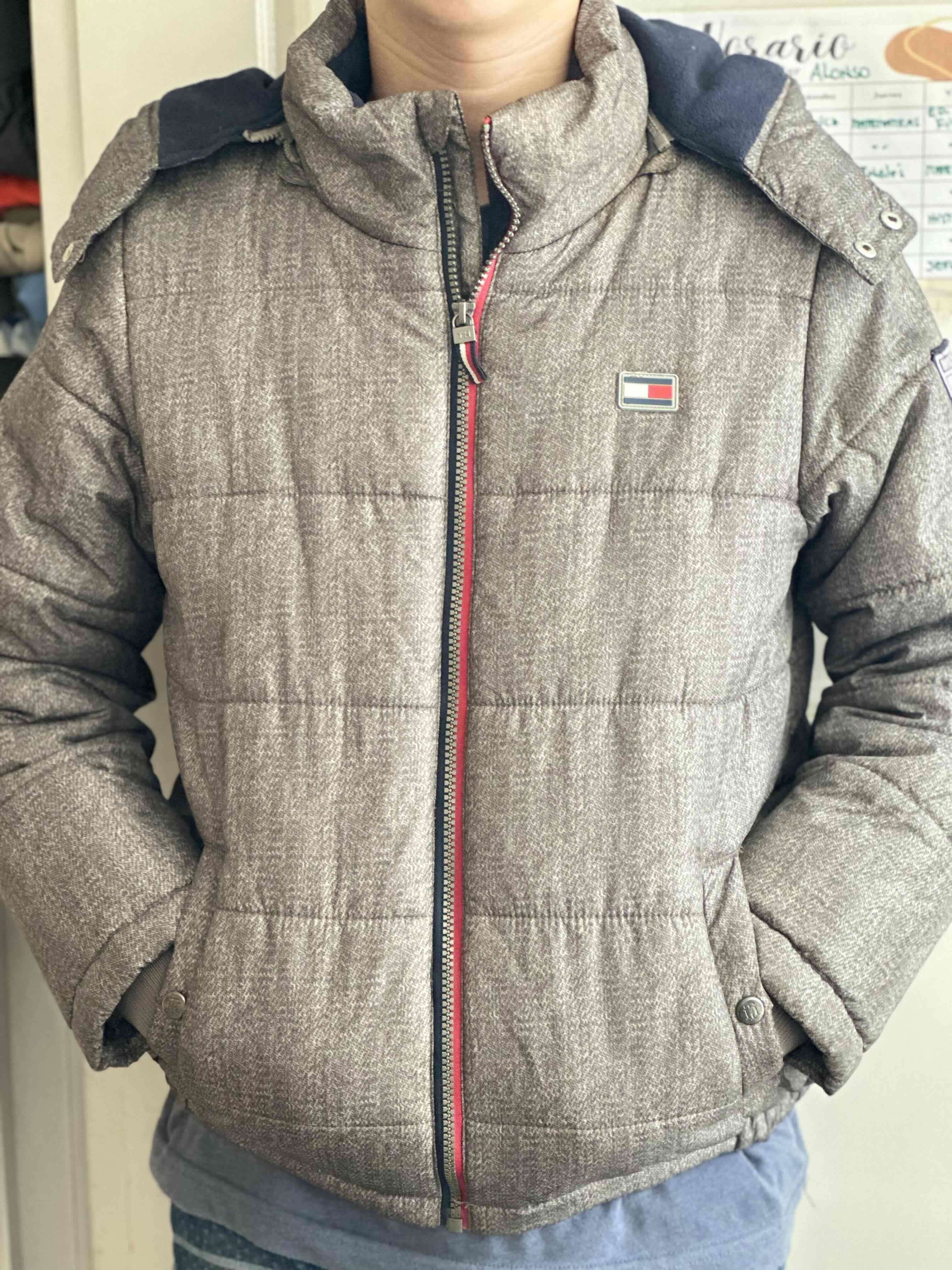 Chaqueta Tommy acolchada gris para invierno - 1