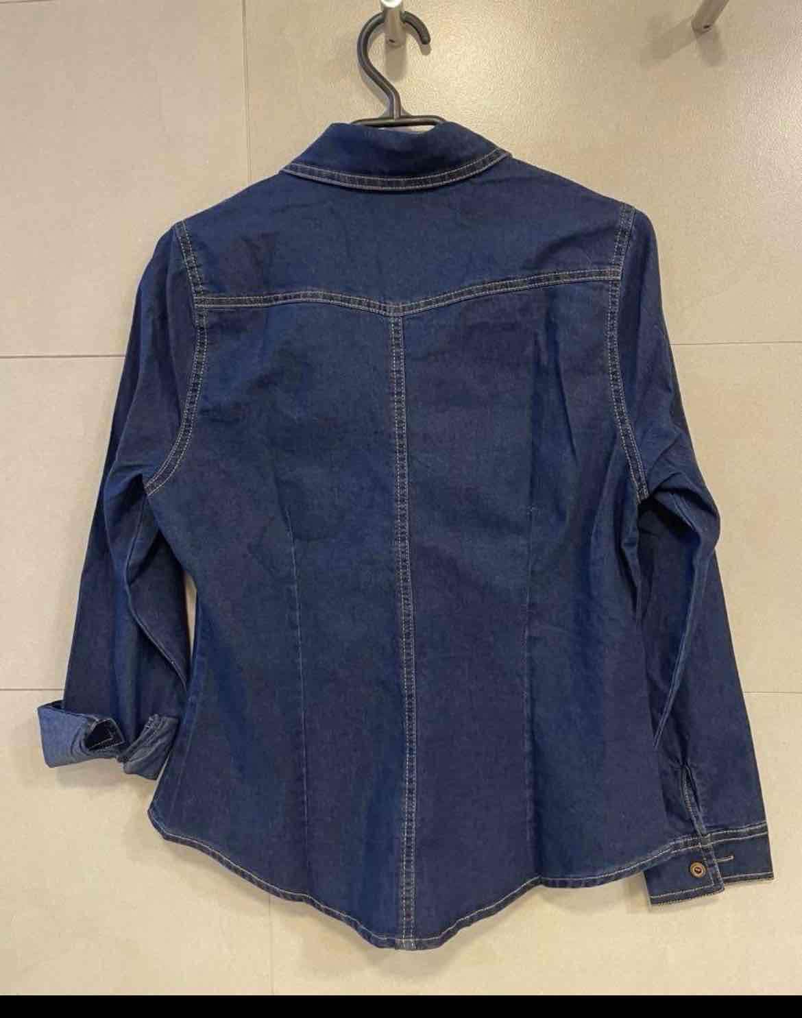 Camisa de mezclilla azul - miniatura 2