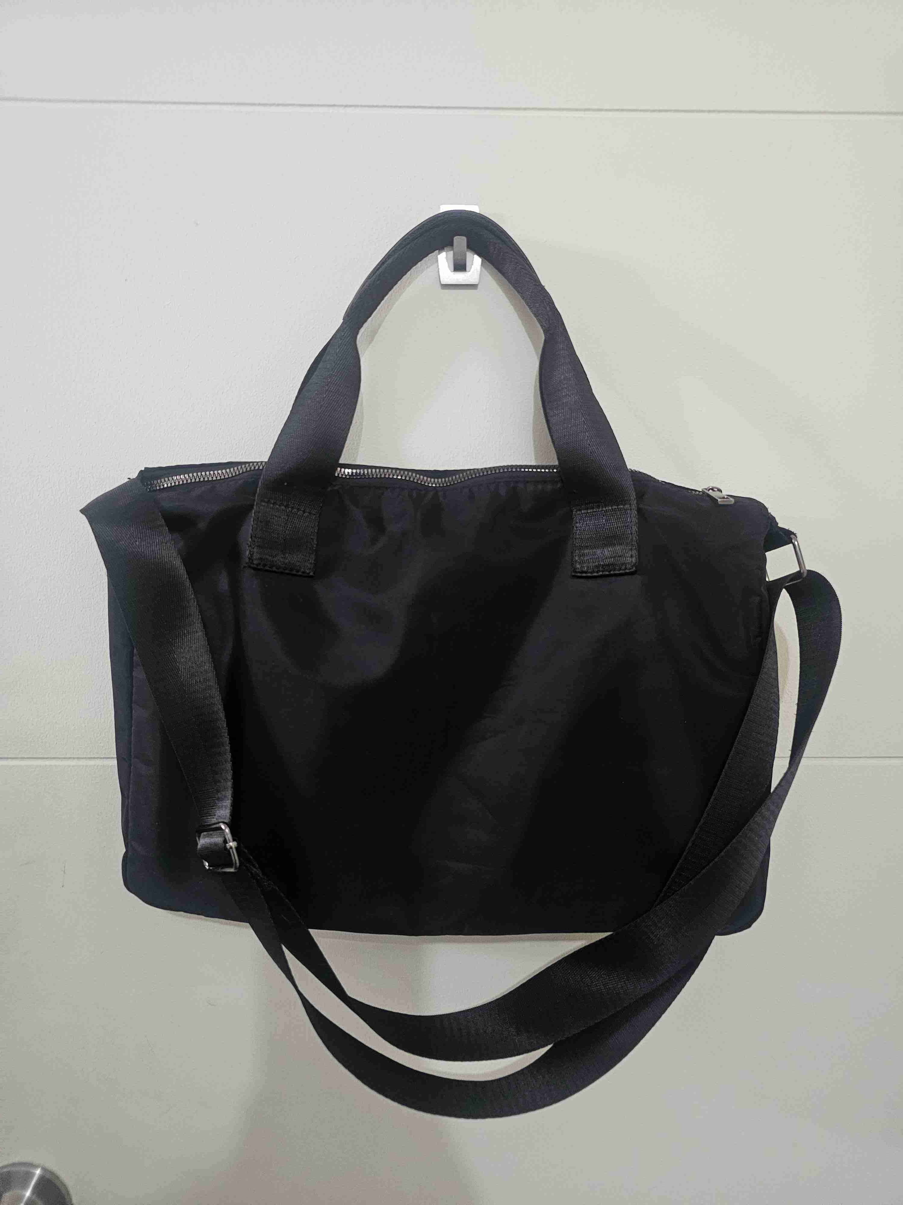 Bolso negro para Laptop - miniatura 2
