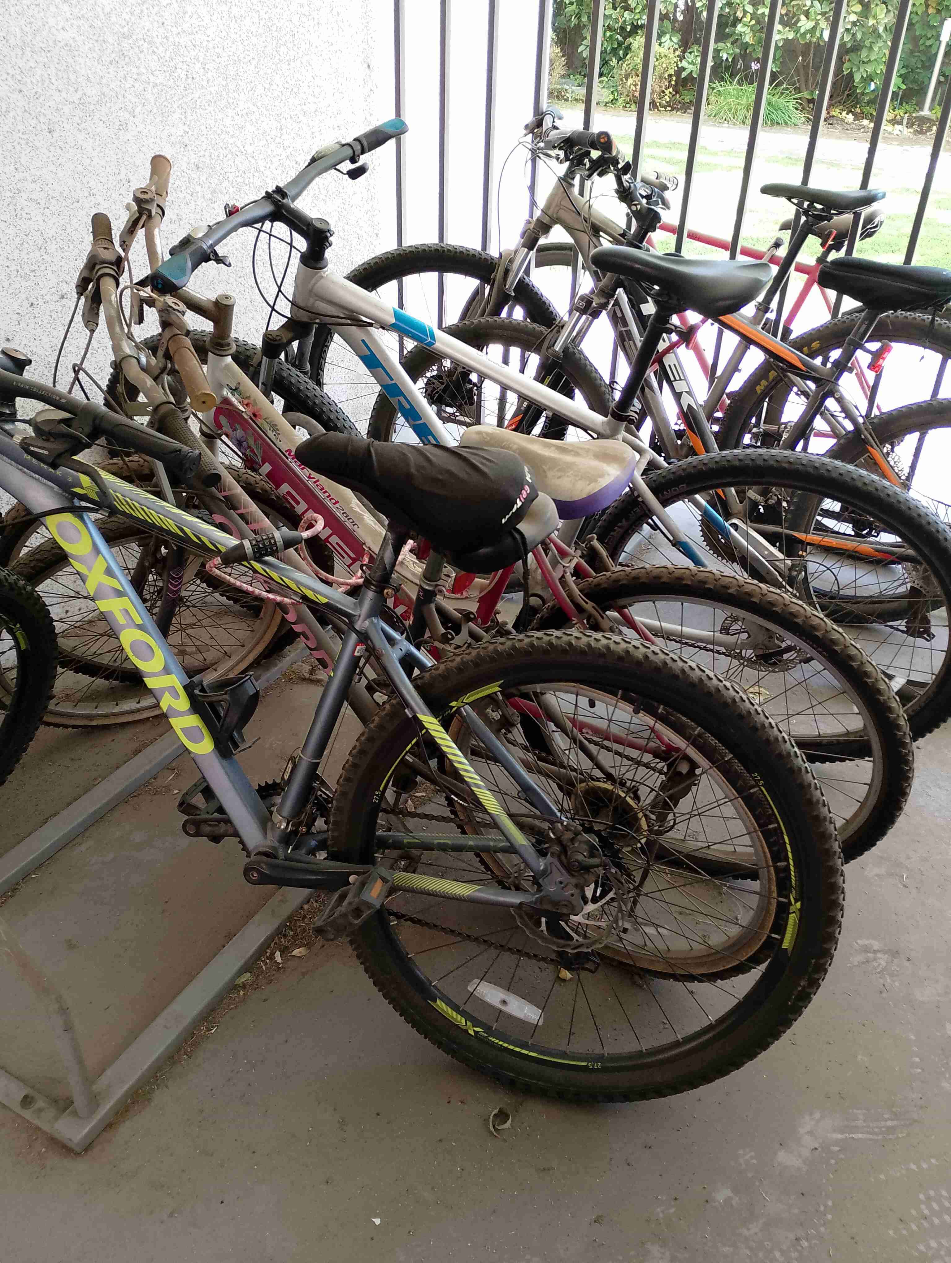 Bicicleta usada y refaccionada mantenida al dia - miniatura 1