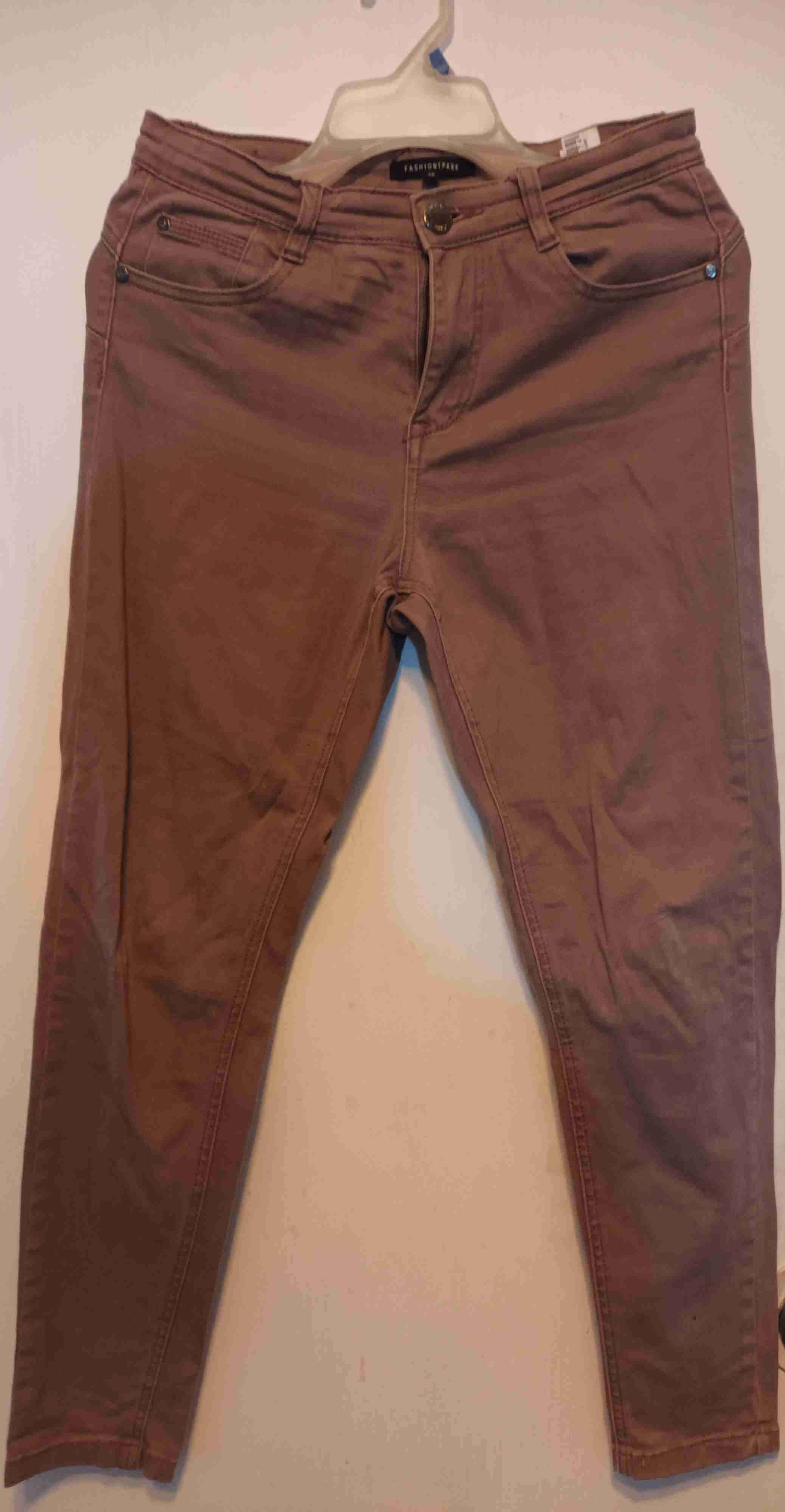 Pantalones burdeo mujer