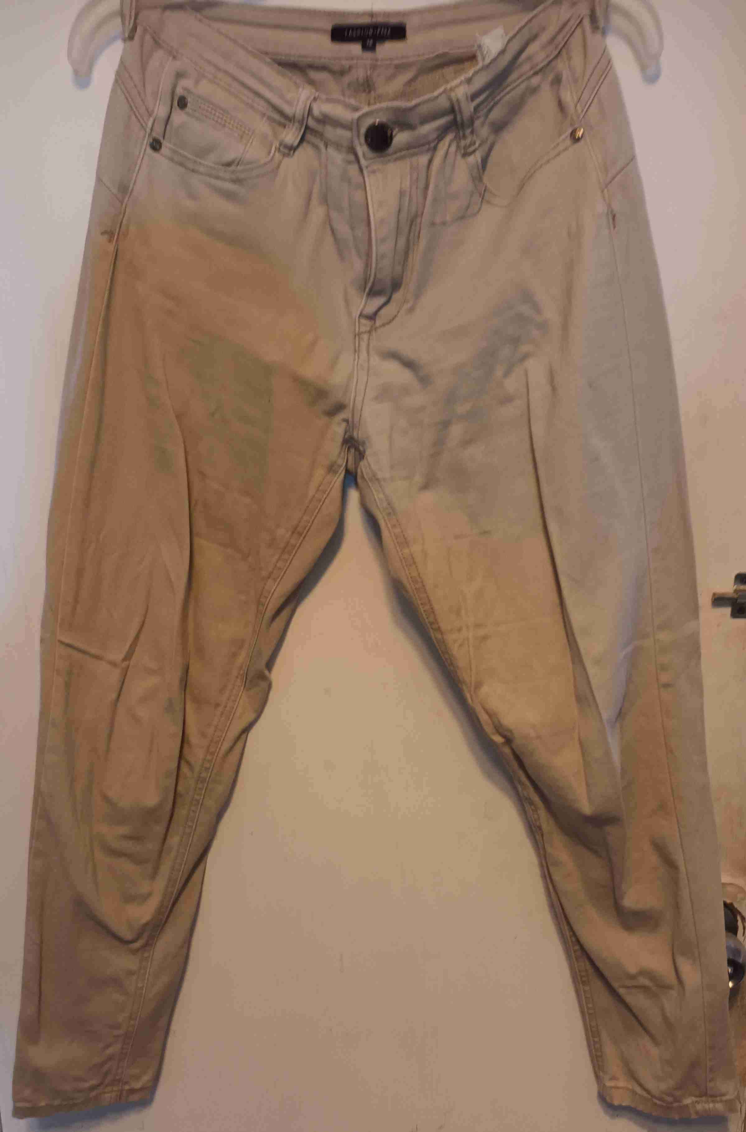 Pantalones beige mujer