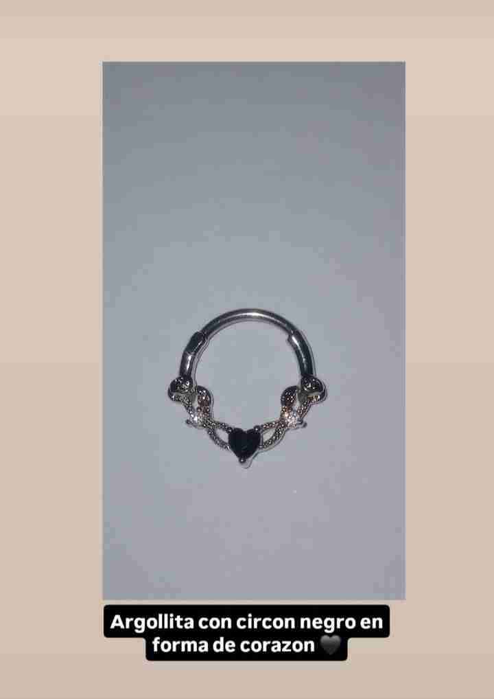 Argolla con circon negro