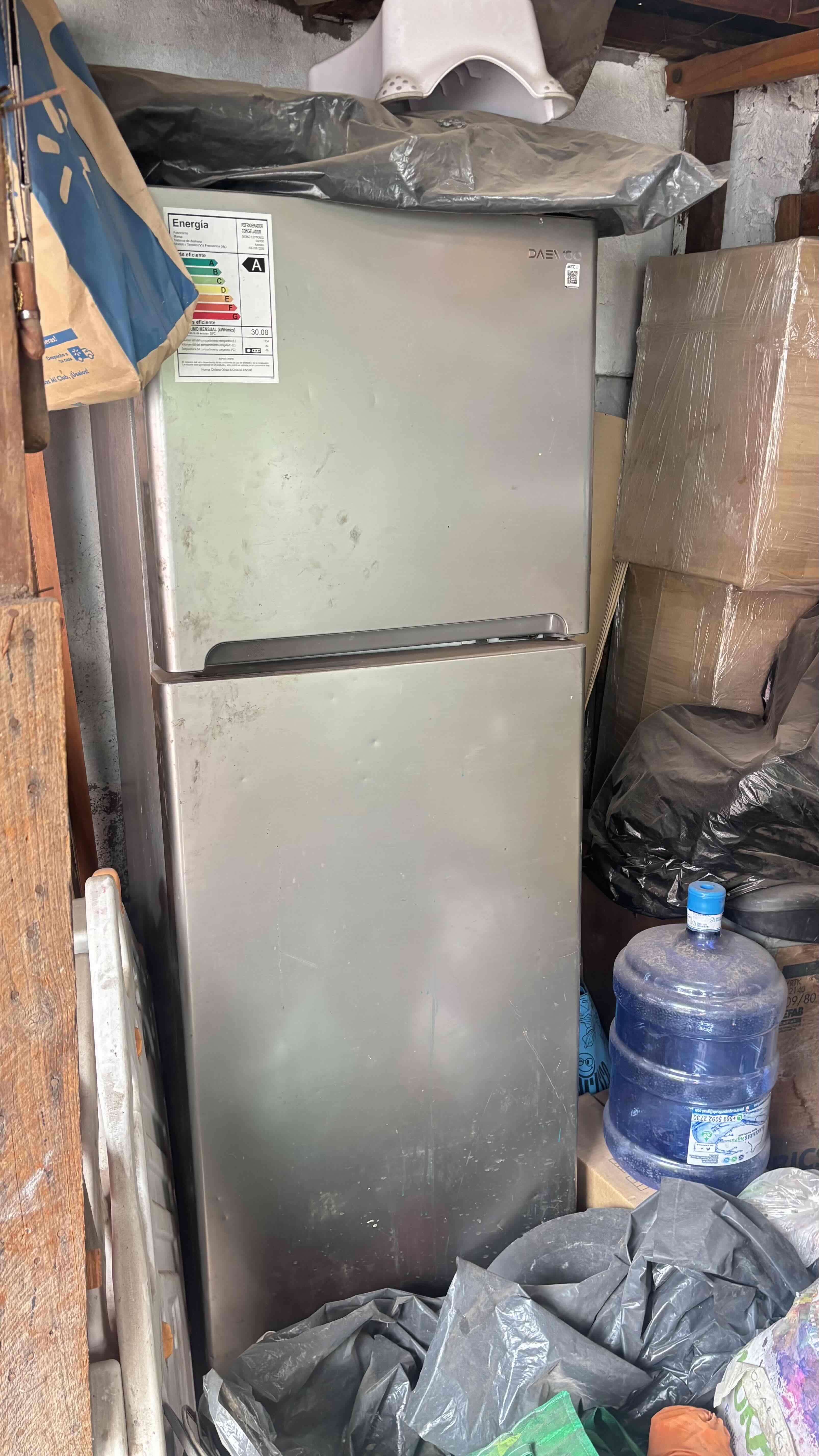 Refrigerador Daewoo plateado