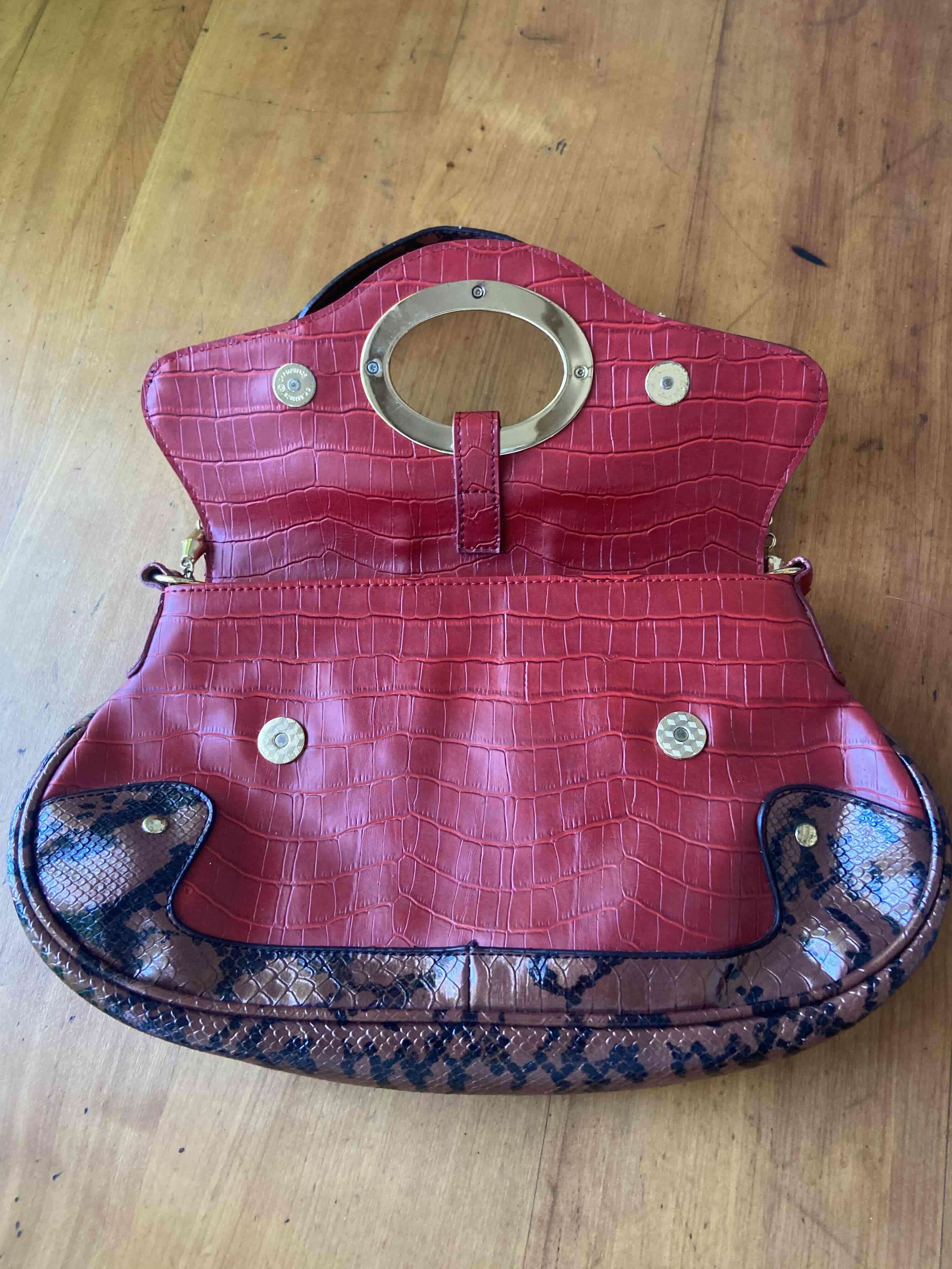 Cartera de mano exclusiva con diseño de pitón - miniatura 2