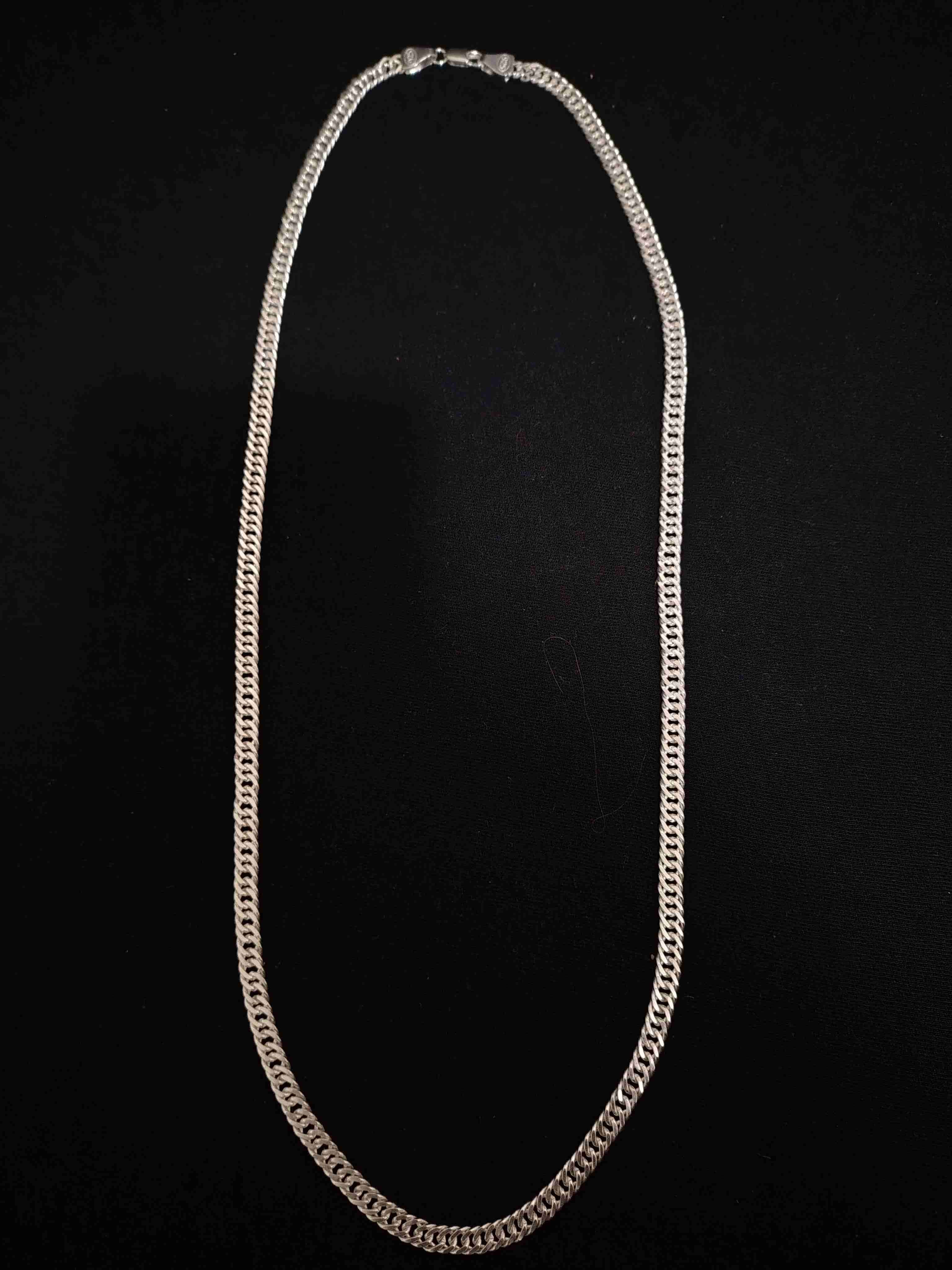 Collar de cadena plateada - 2