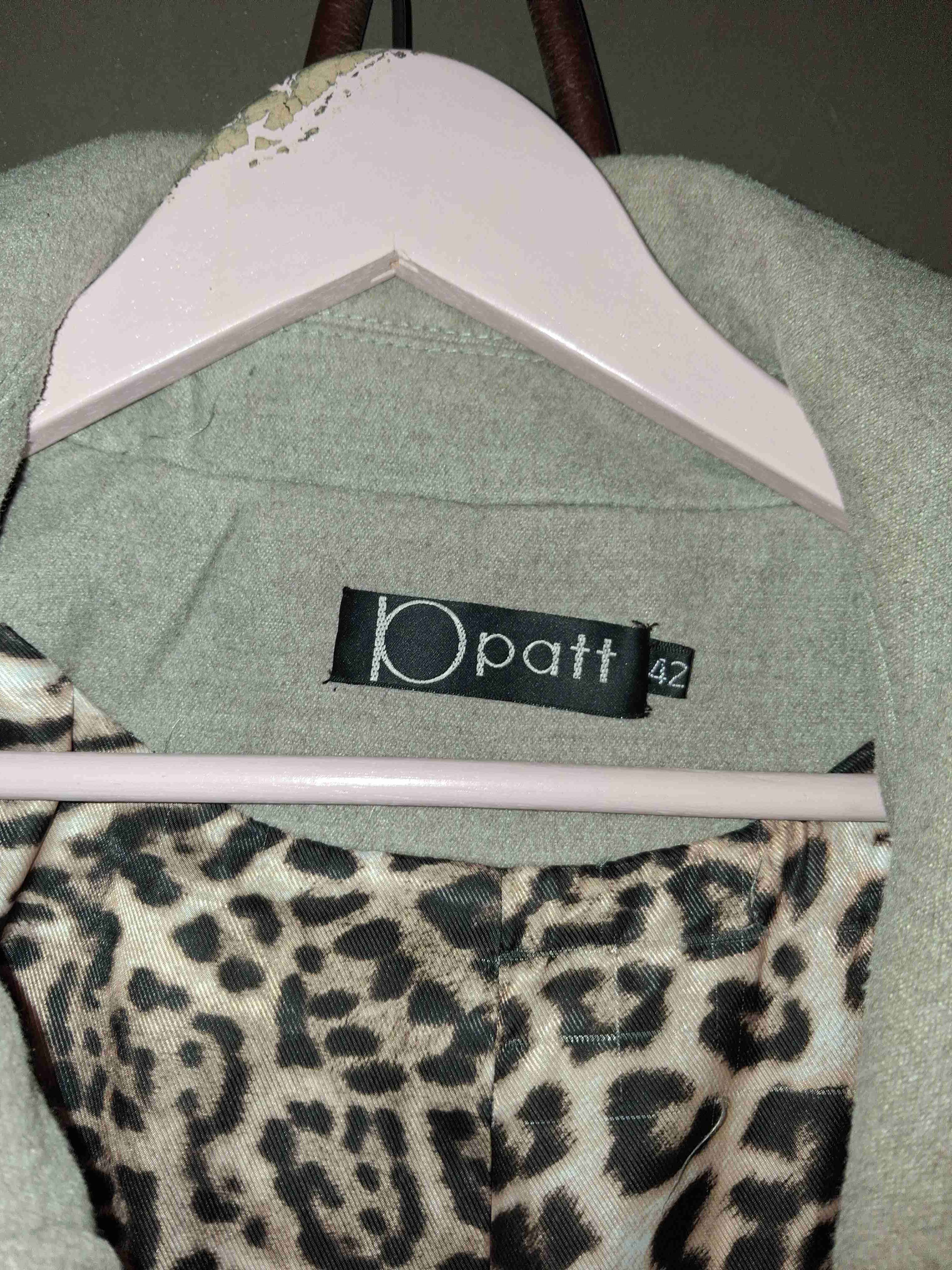 Abrigo gris con estampado interior - miniatura 3