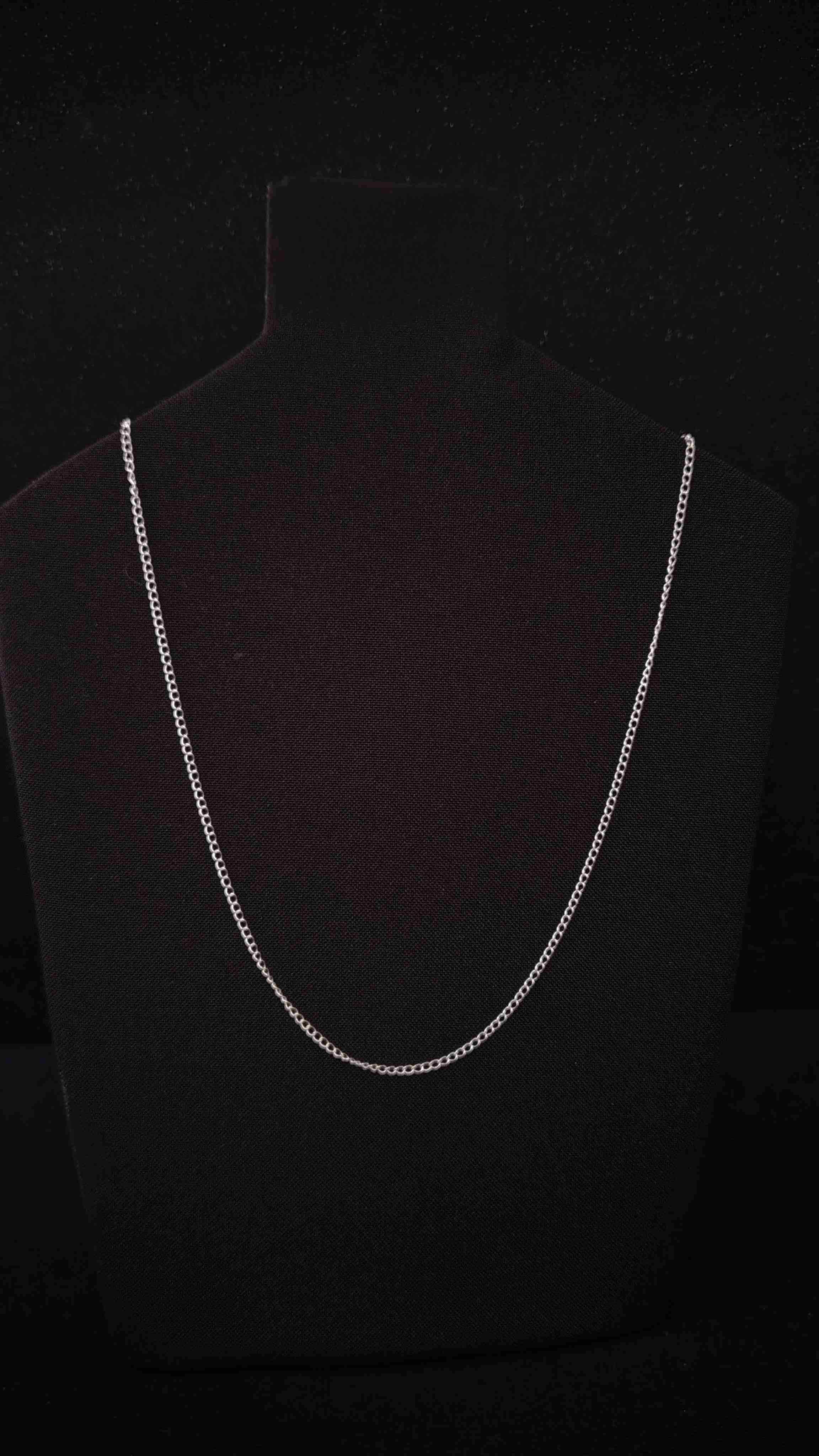 Cadena de plata elegante fina