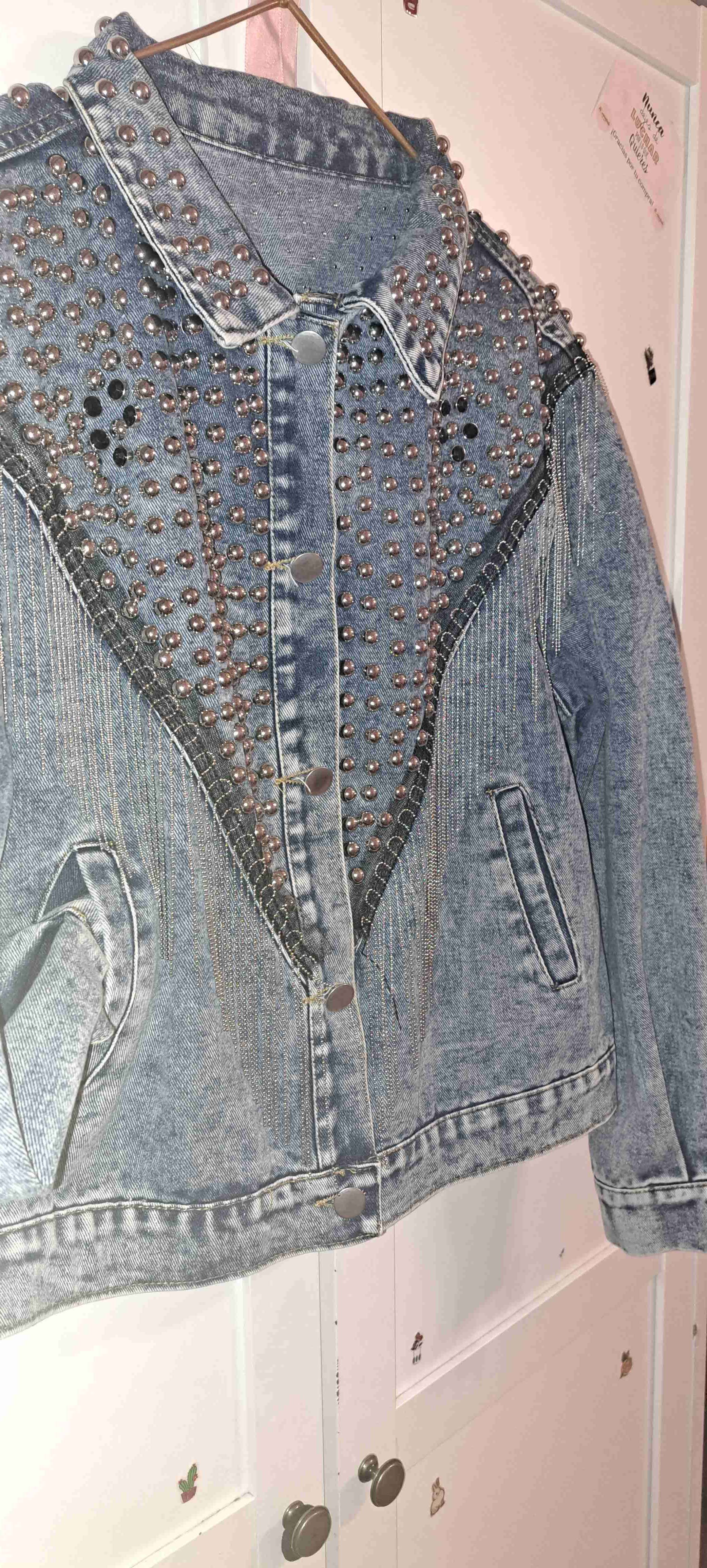 Chaqueta mezclilla con tachas - miniatura 4