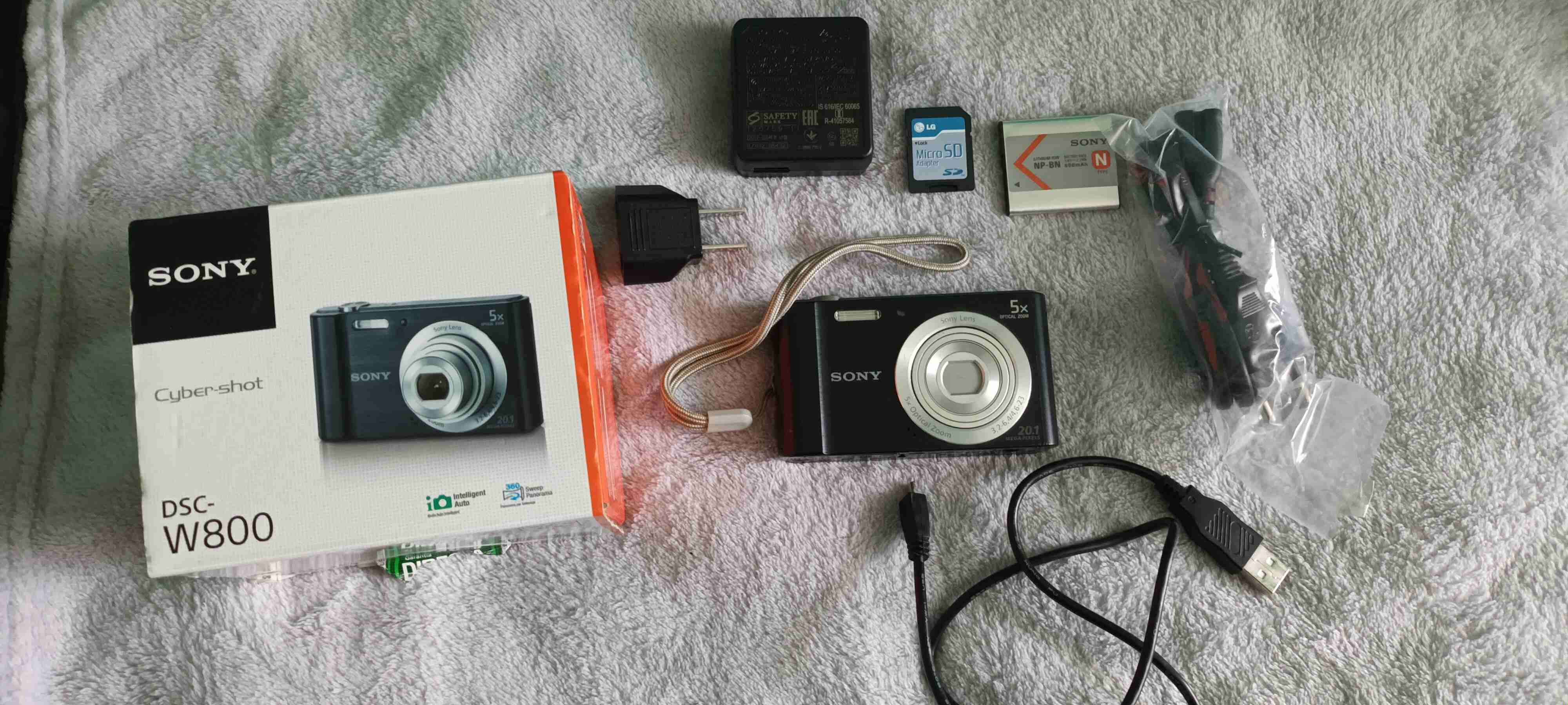 Cámara digital Sony negra DSC-W800 - miniatura 3