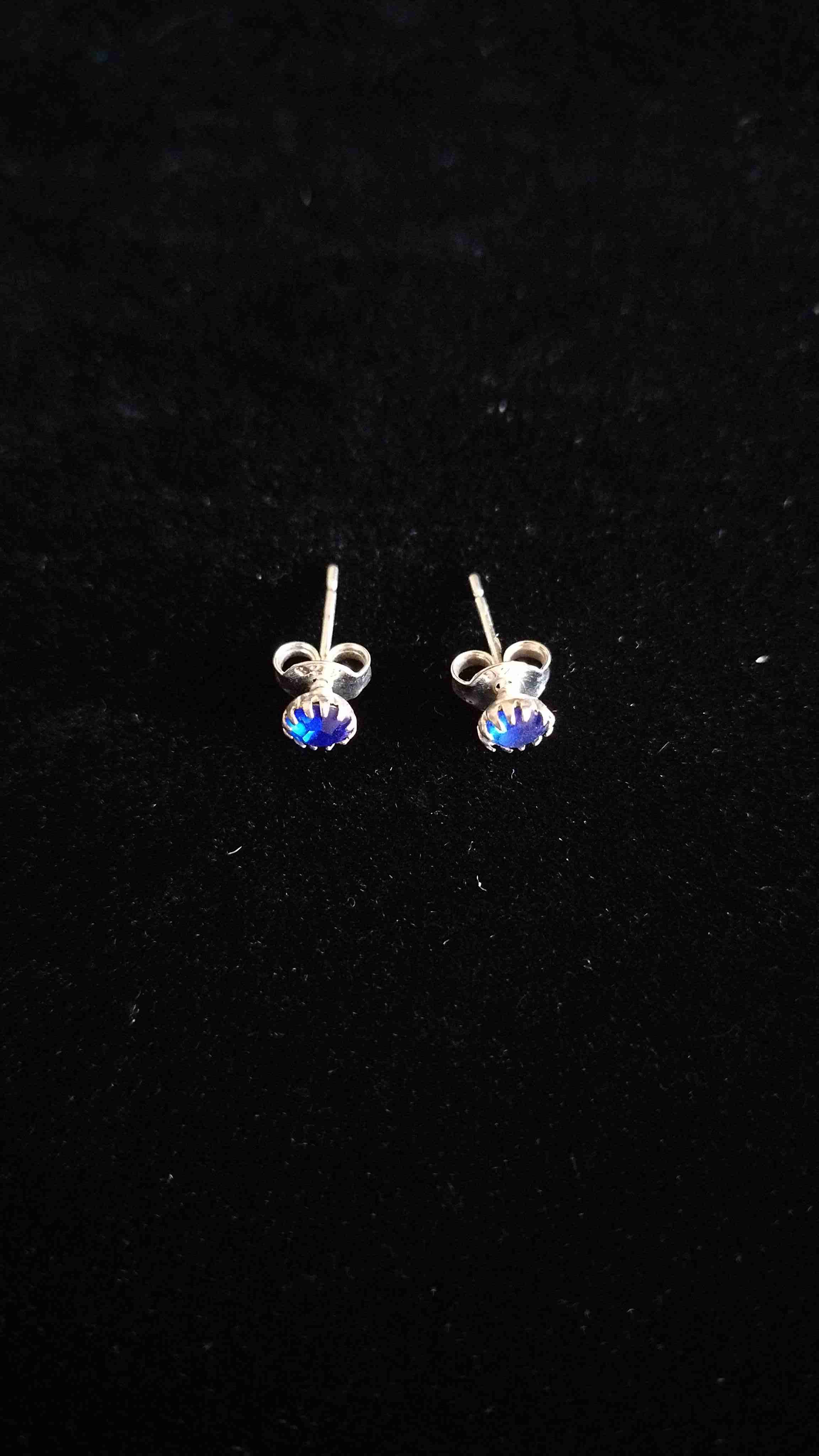 Aros plata con piedras azules en estuche - miniatura 2