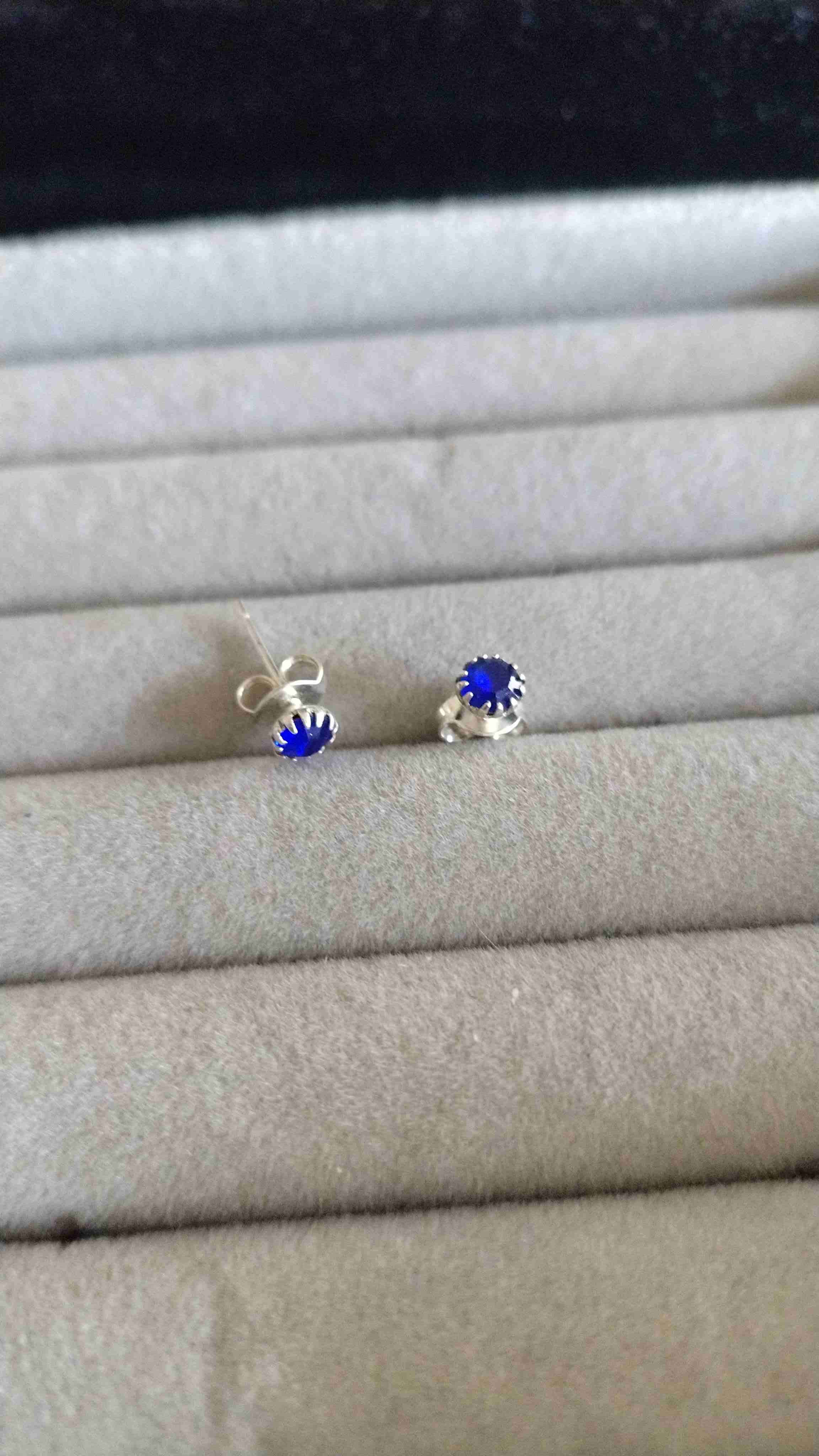 Aros plata con piedras azules en estuche - miniatura 3