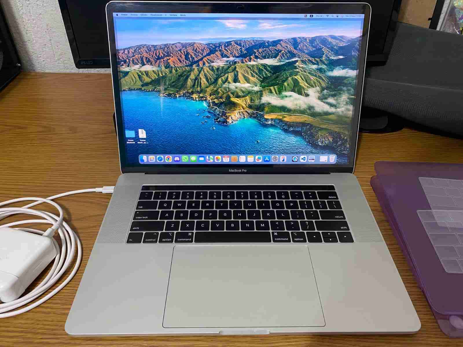 MacBook Pro 15" (2018) - 32GB RAM - 1TB SSD - miniatura 1