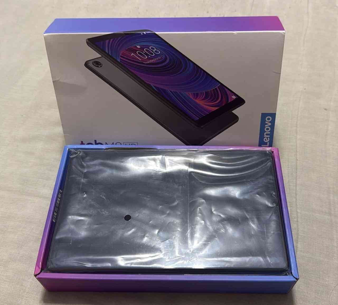 Tablet Lenovo Tab M8 4GEN Gris - miniatura 3