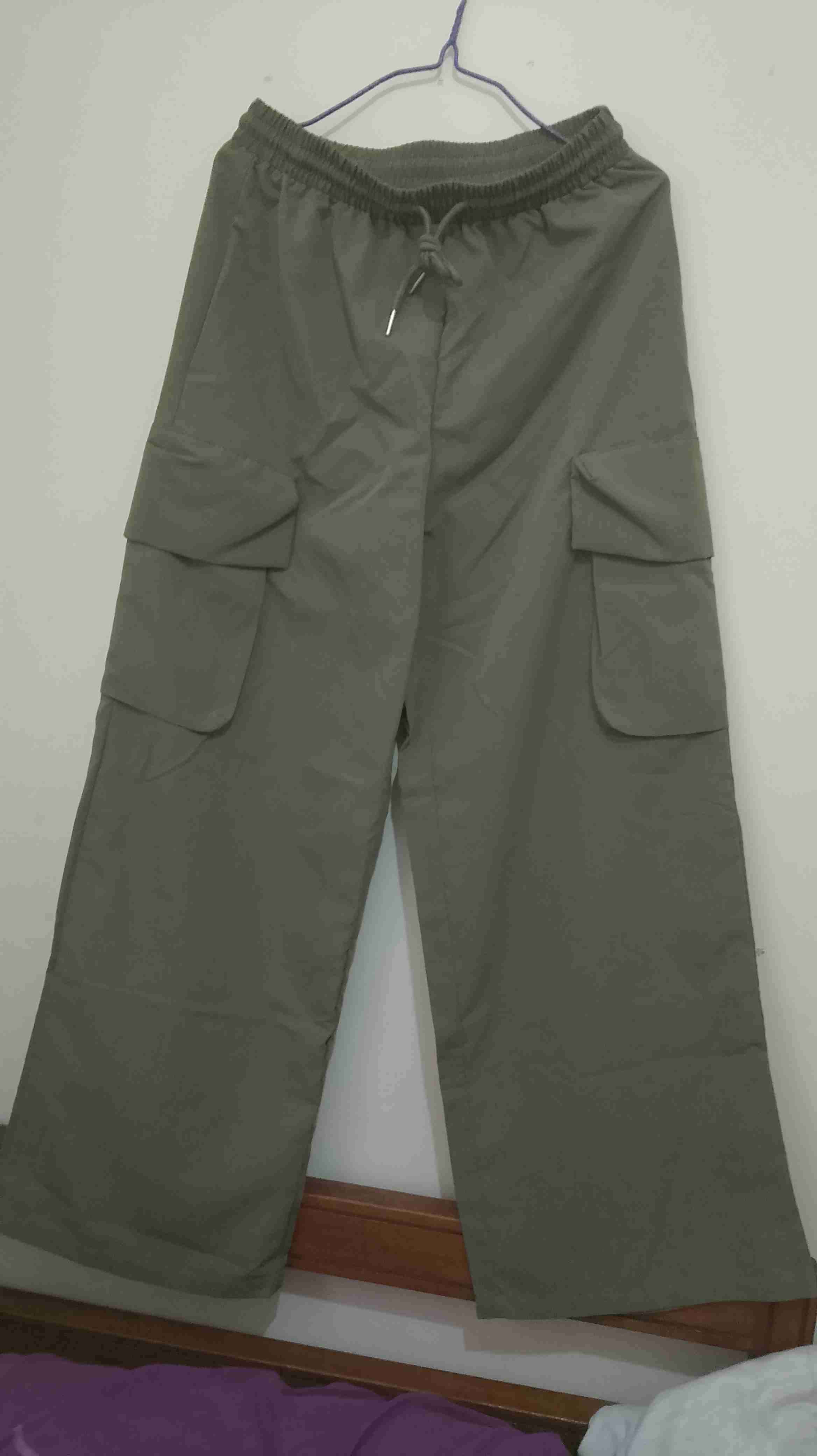 Pantalón cargo - miniatura 1