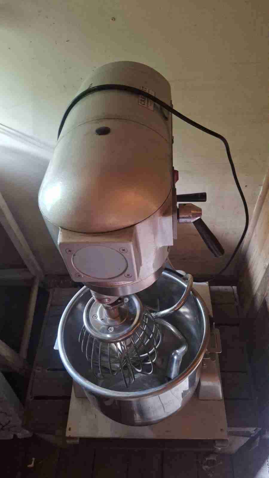 Mezcladora industrial de cocina - 2