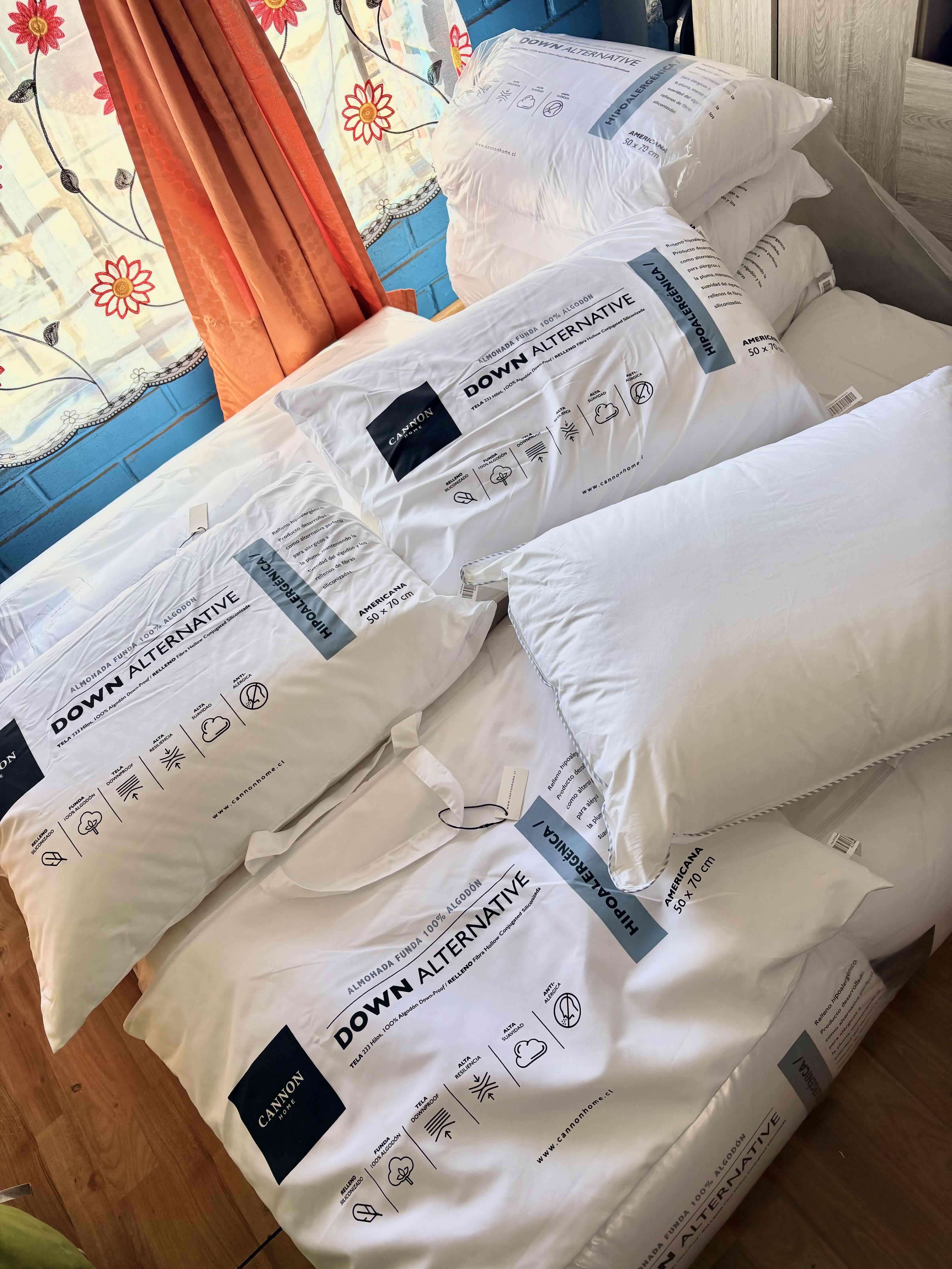 Almohadas Cannon Down Alternative - 1