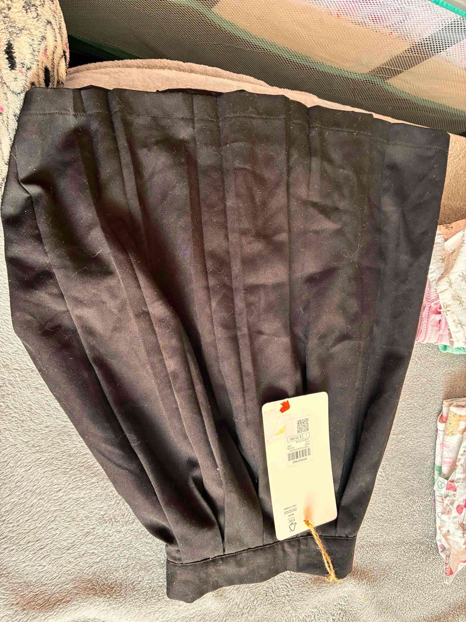 Falda negra plisada - miniatura 3