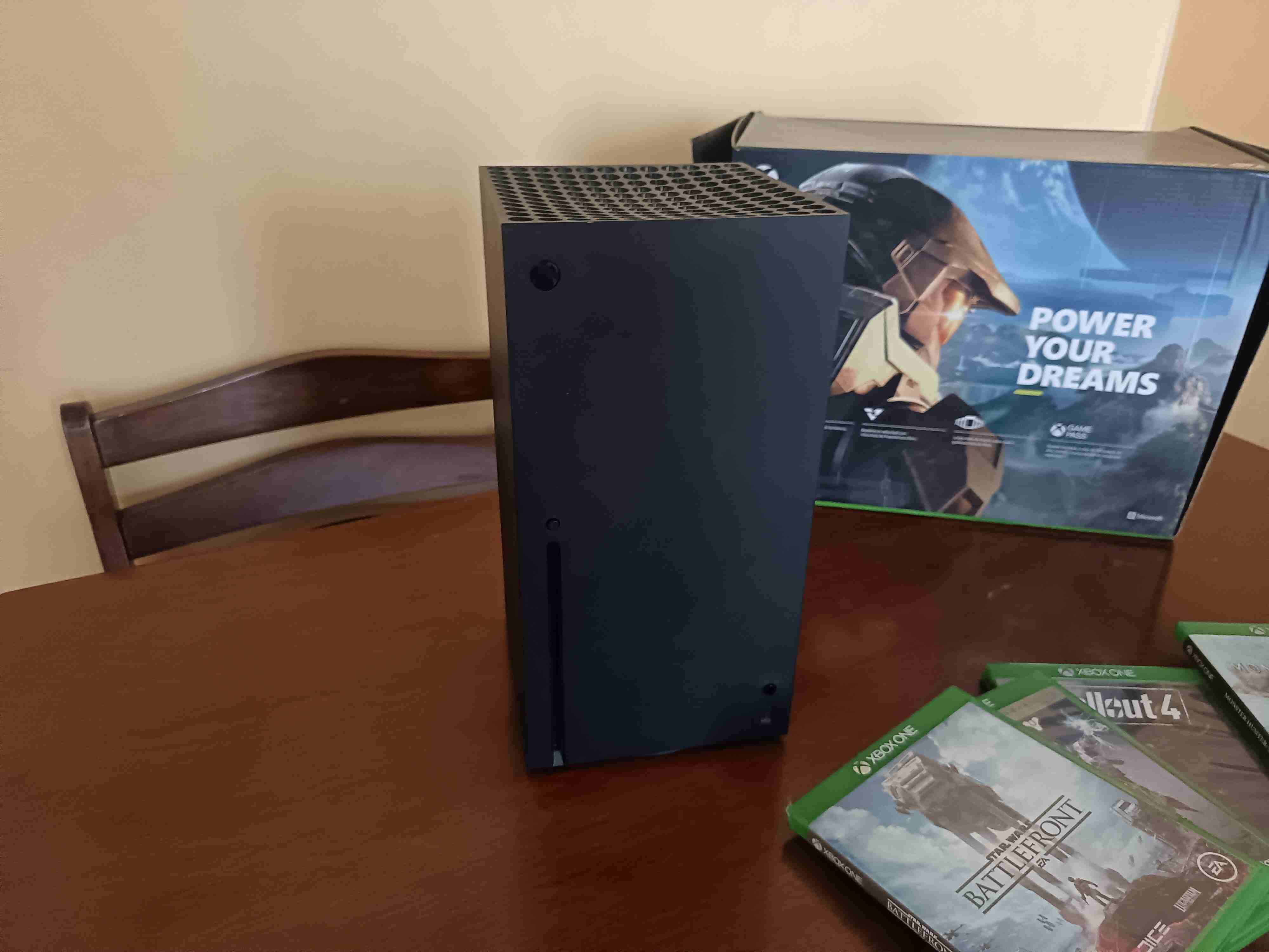 X box one con 1 control y 7 juegos - miniatura 1