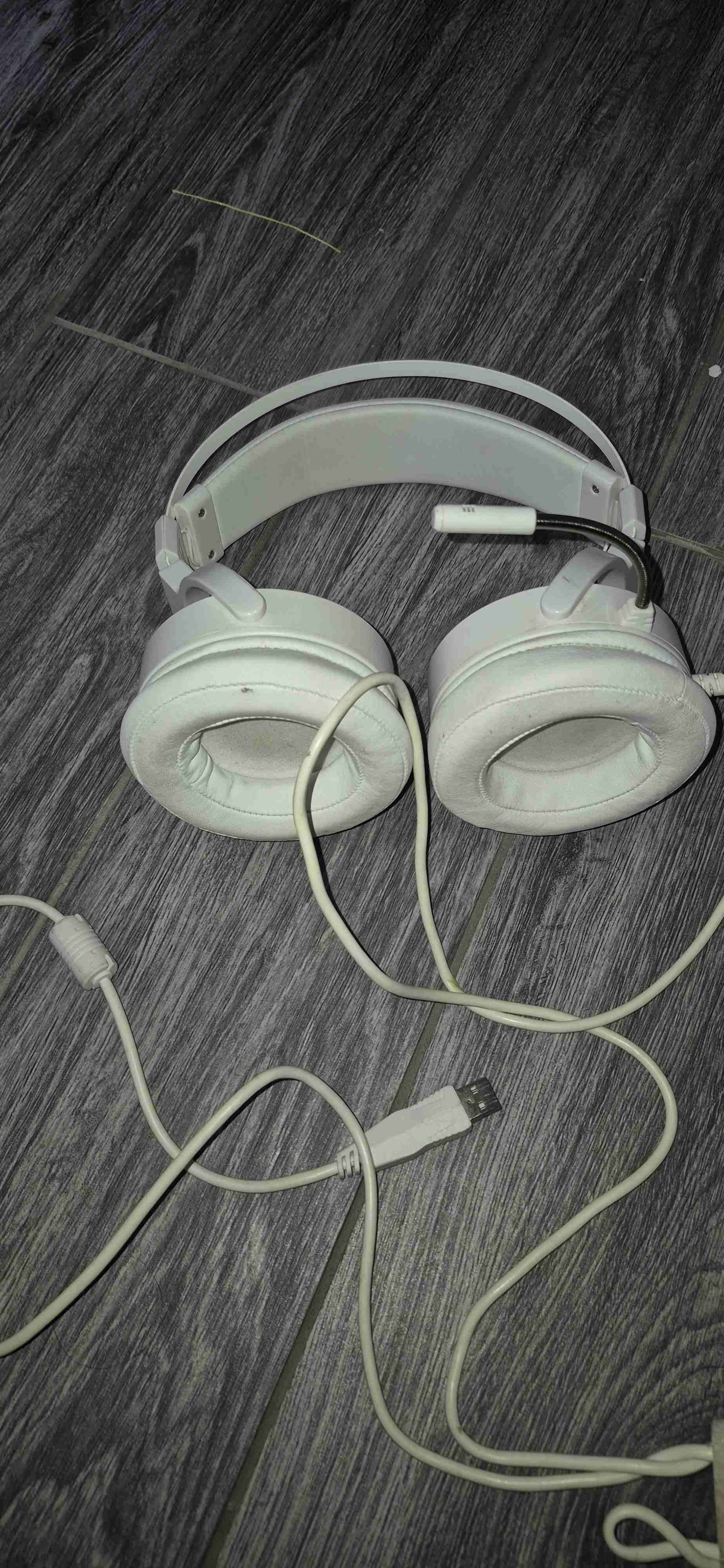 Audífonos blancos con cable USB - miniatura 2