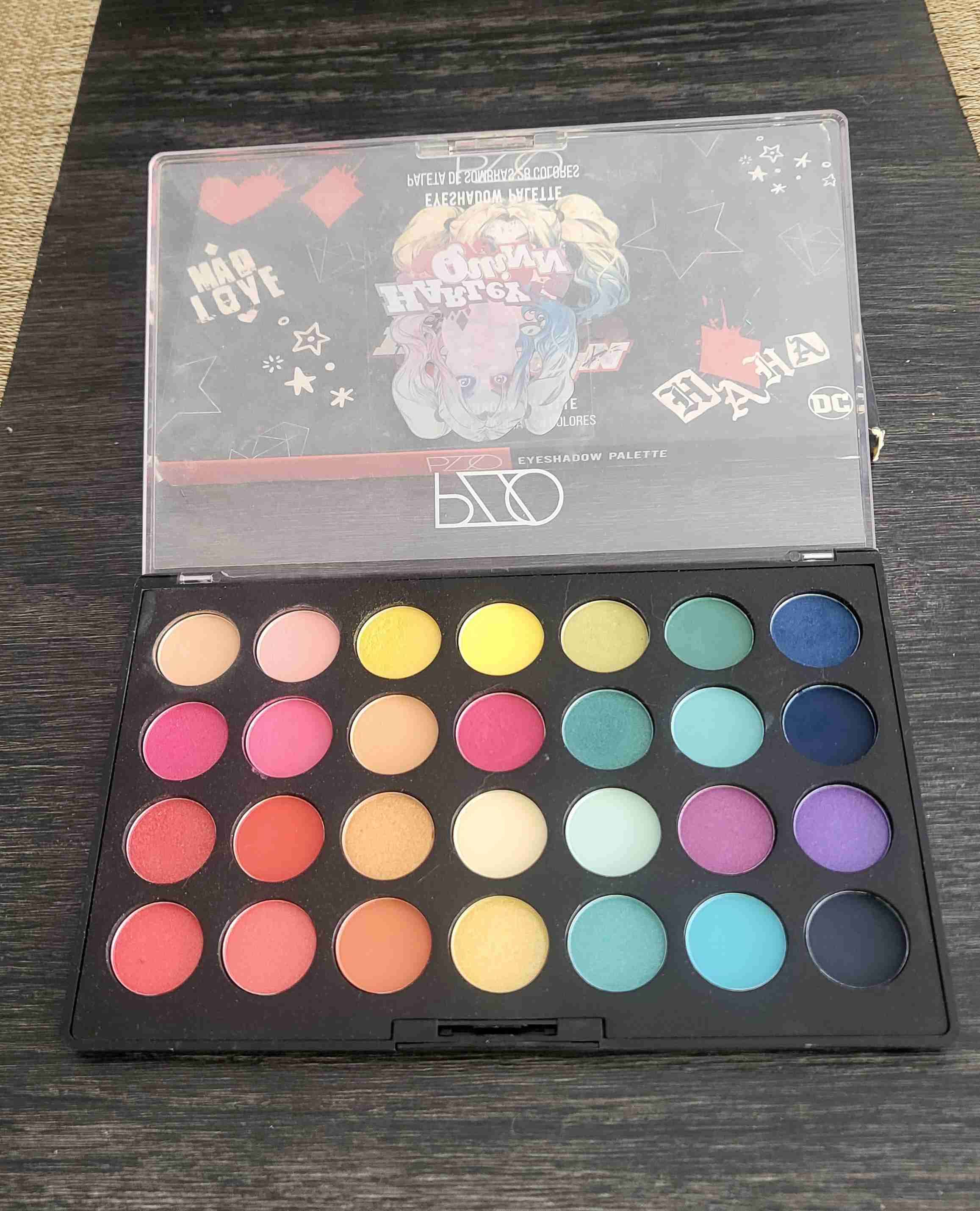 Paleta de maquillaje multicolor - miniatura 2