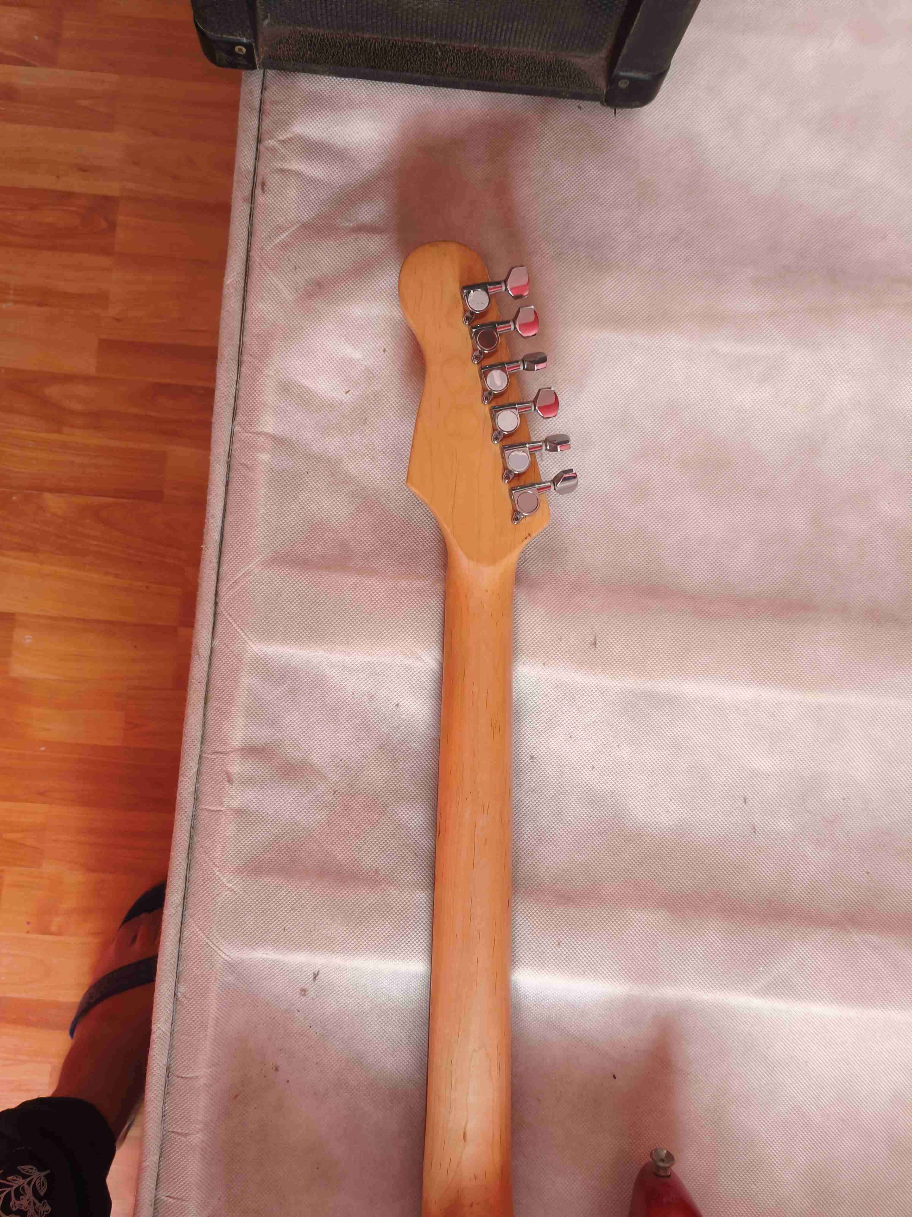 Guitarra Electrica - miniatura 6